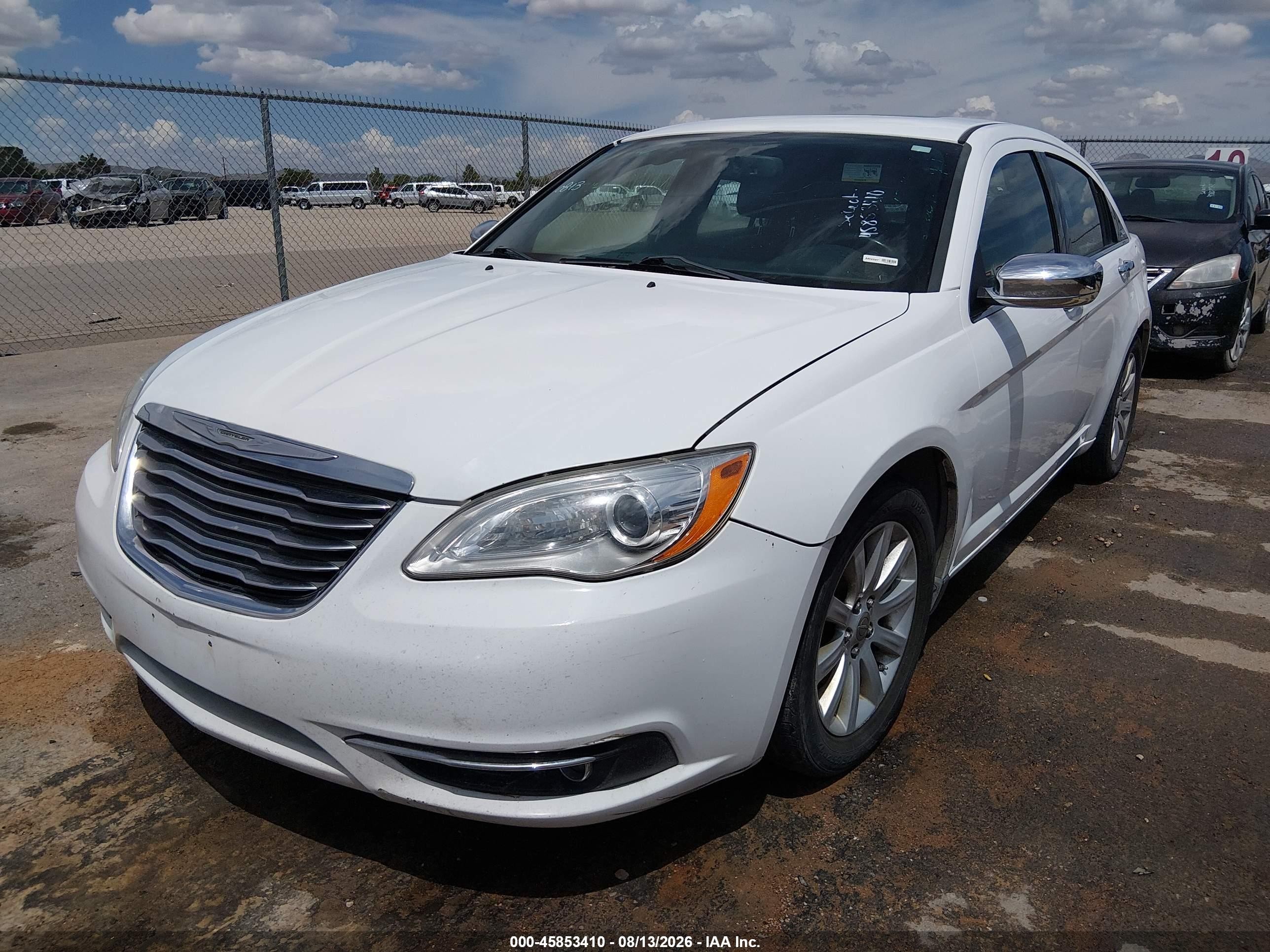 2014 Chrysler 200 Limited White vin: 1C3CCBCG2EN134404