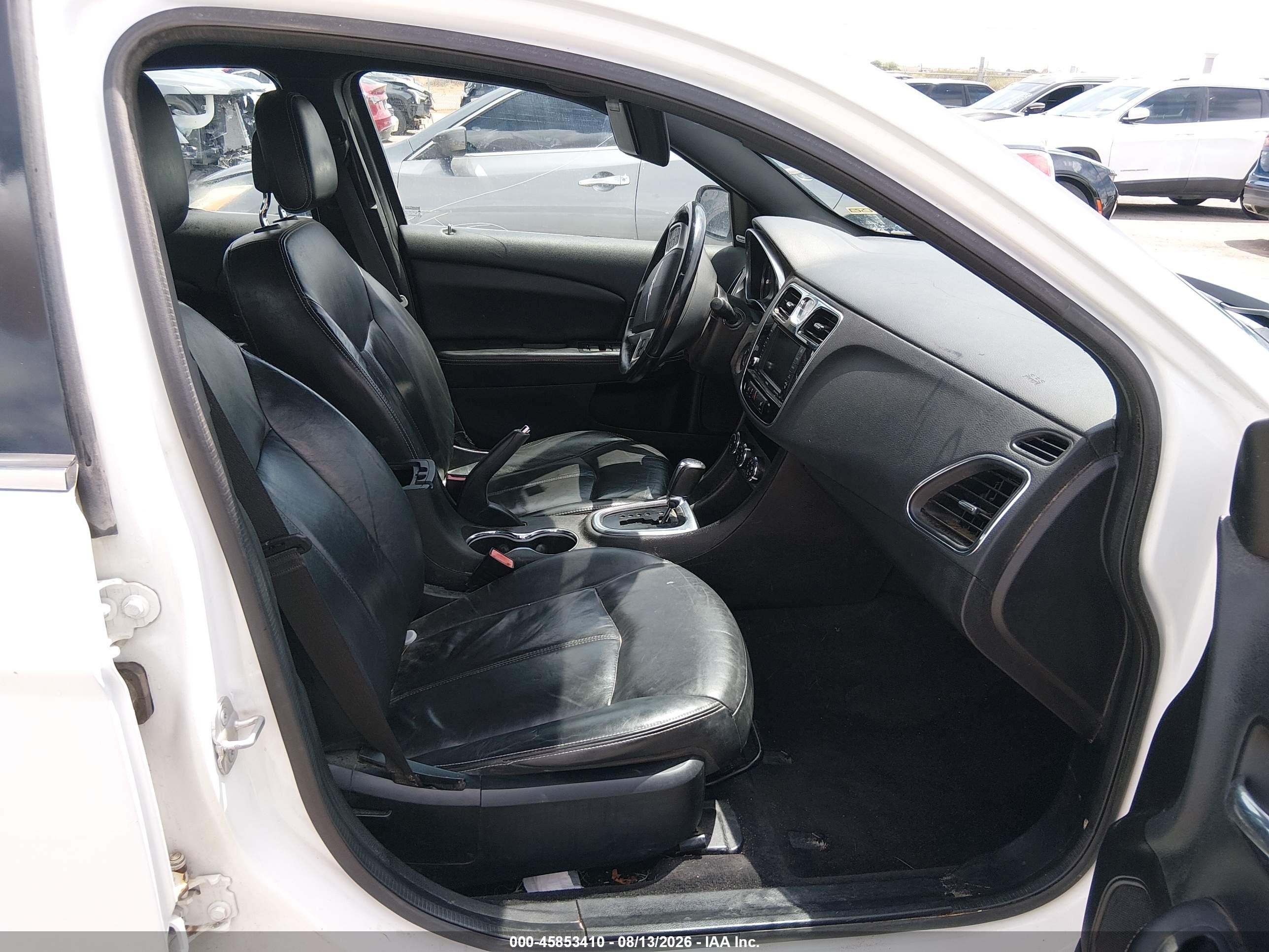 2014 Chrysler 200 Limited White vin: 1C3CCBCG2EN134404