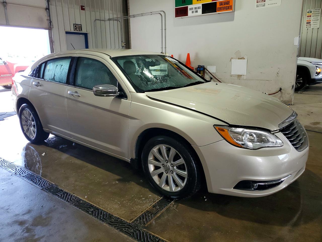 2014 Chrysler 200 Limited Beige vin: 1C3CCBCG2EN172876