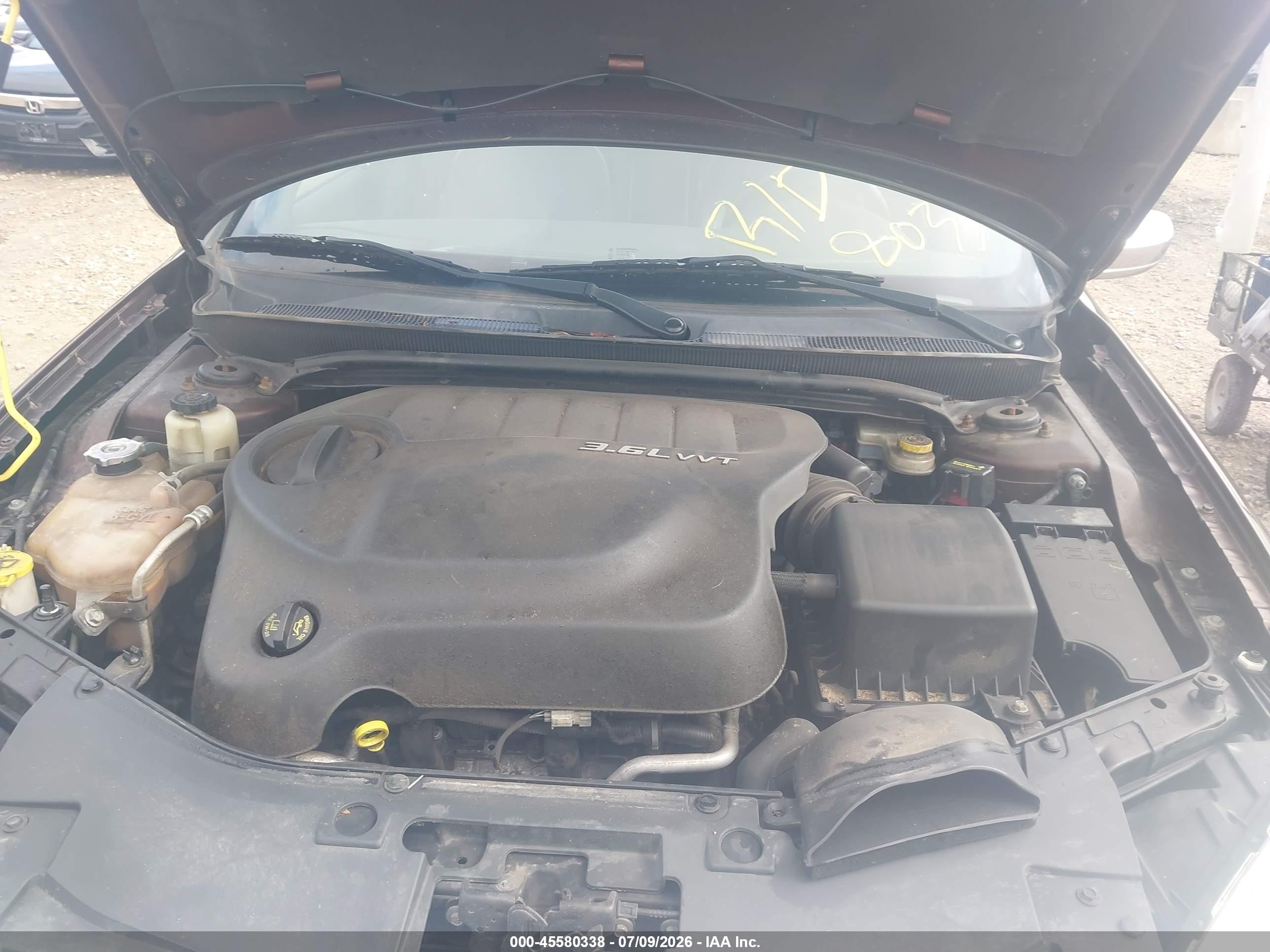 2013 Chrysler 200 Limited Brown vin: 1C3CCBCG3DN501177