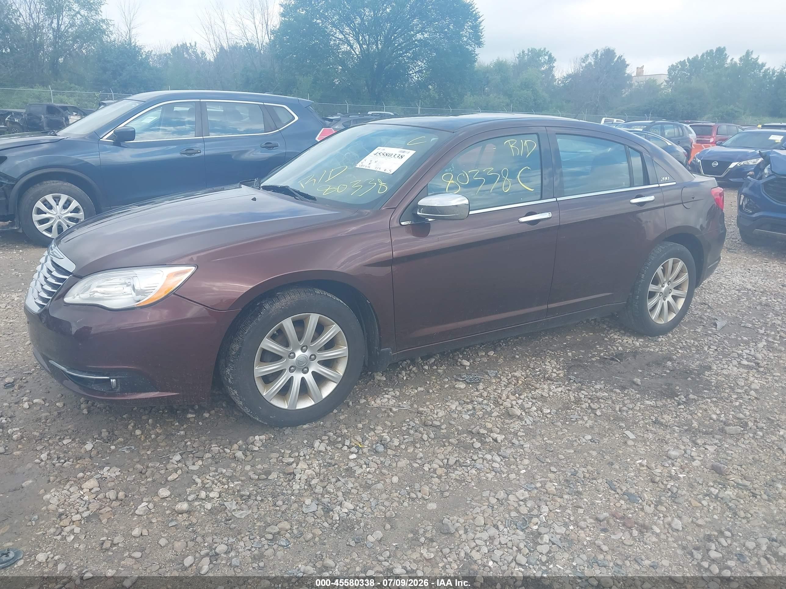 2013 Chrysler 200 Limited Brown vin: 1C3CCBCG3DN501177