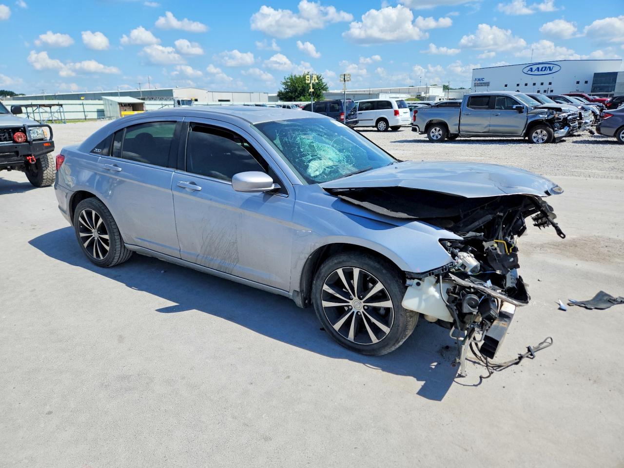 2013 Chrysler 200 Limited Серый vin: 1C3CCBCG3DN651466
