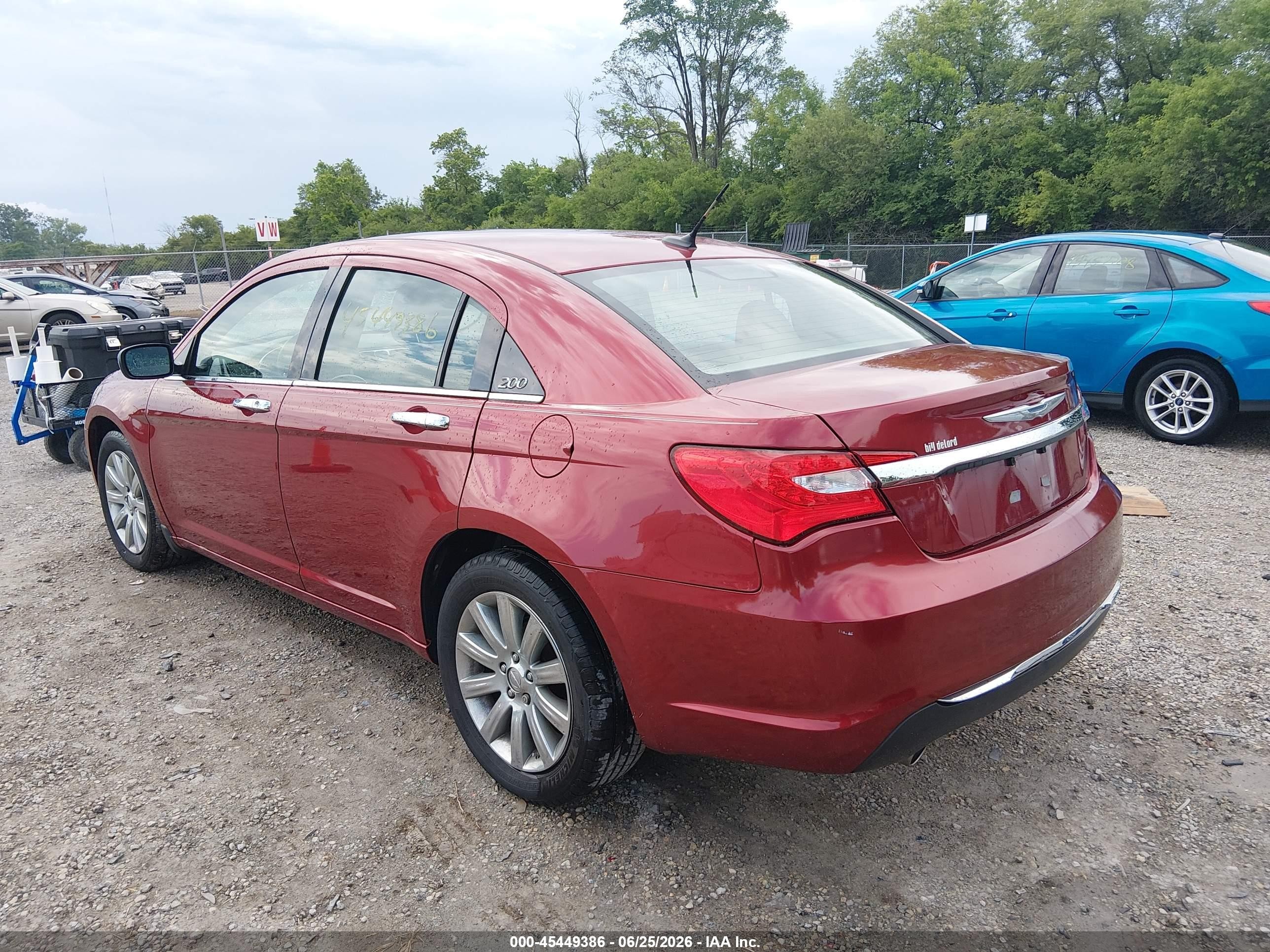 2014 Chrysler 200 Limited Red vin: 1C3CCBCG3EN135027