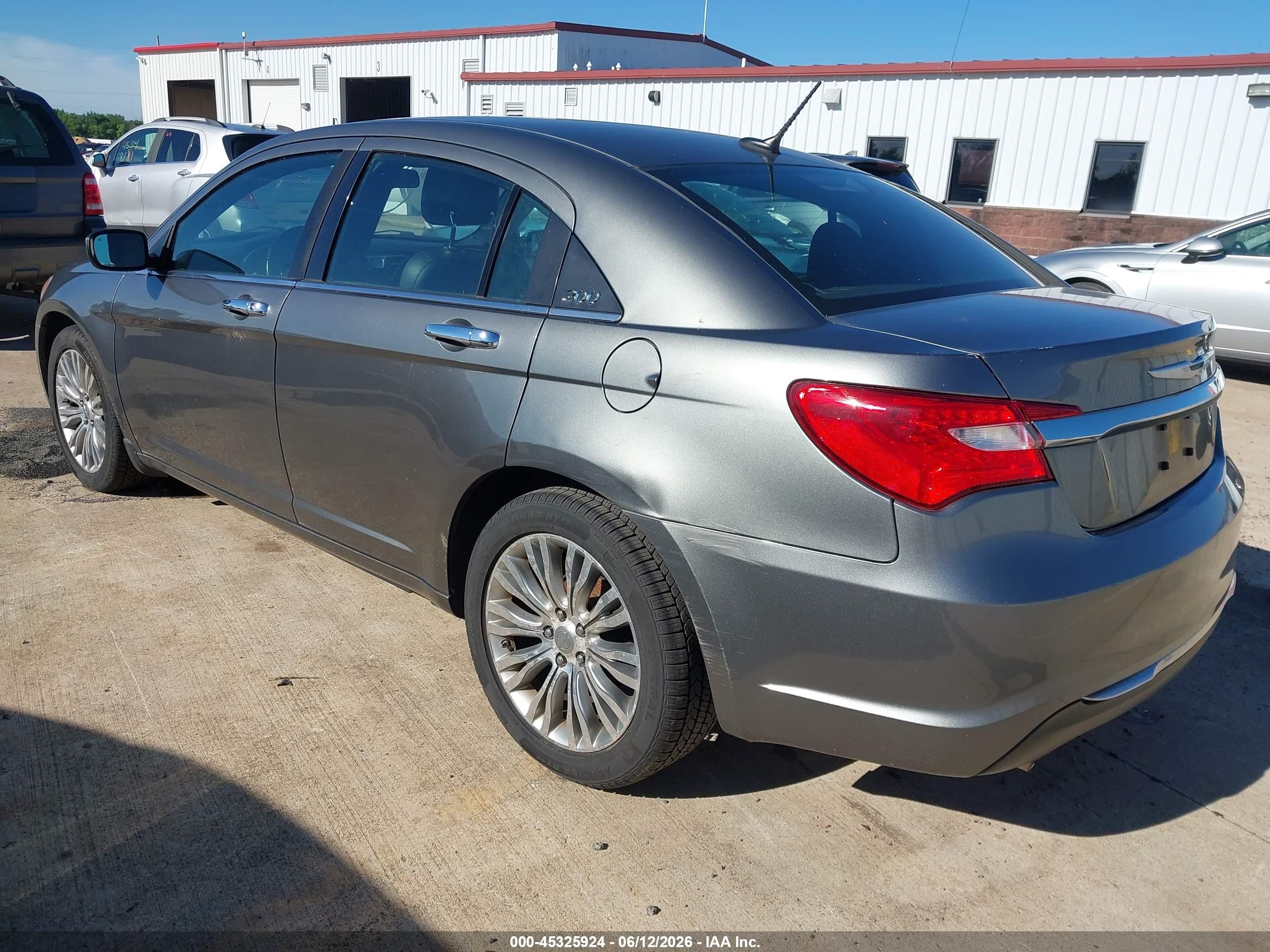 2013 Chrysler 200 Limited Gray vin: 1C3CCBCG4DN520918