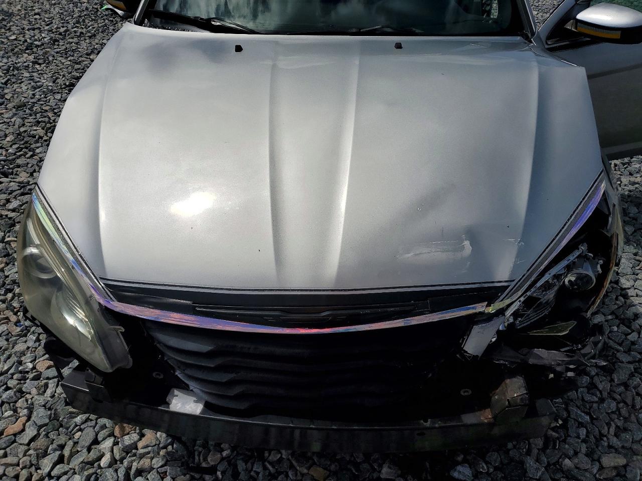 2013 Chrysler 200 Limited Silver vin: 1C3CCBCG4DN706488