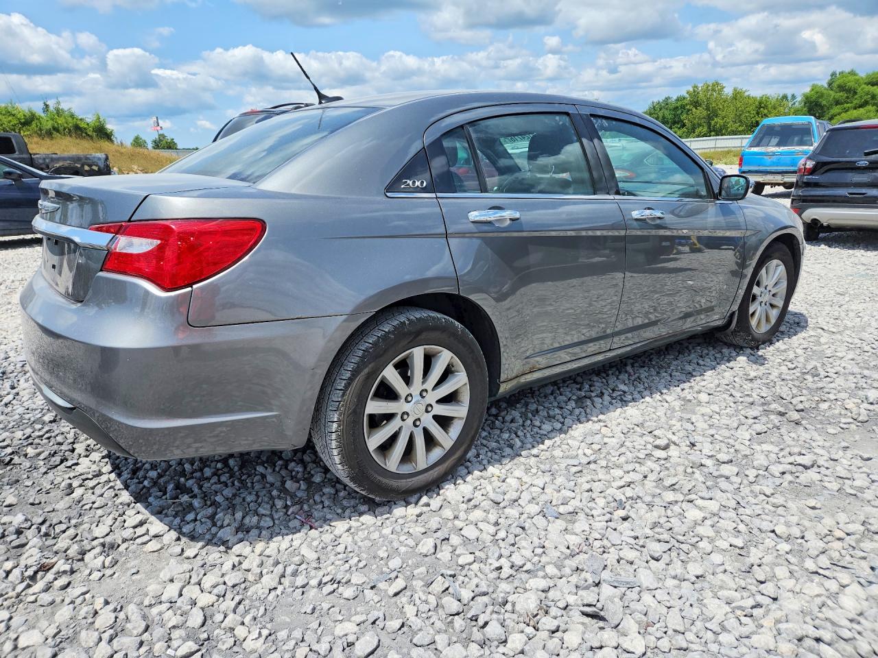 2013 Chrysler 200 Limited Серый vin: 1C3CCBCG4DN706636