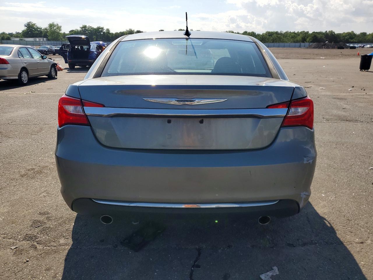 2013 Chrysler 200 Limited Gray vin: 1C3CCBCG4DN747364