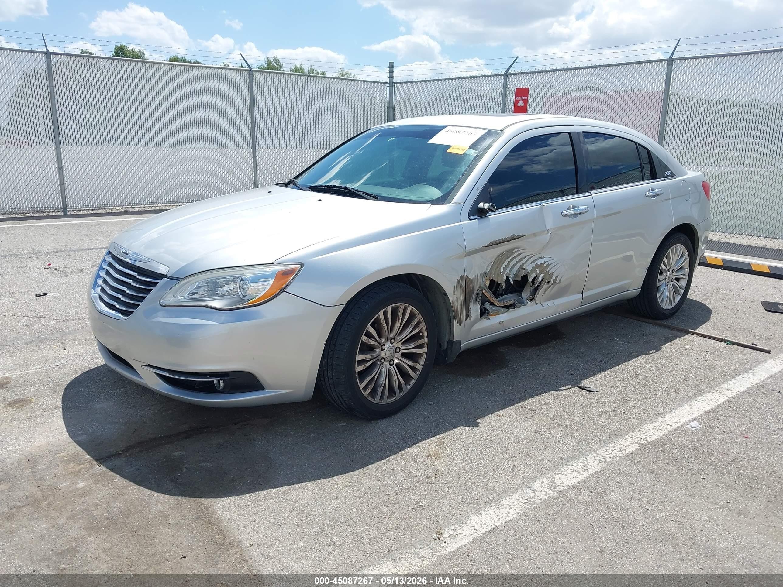 2012 Chrysler 200 Limited Silver vin: 1C3CCBCG5CN277599