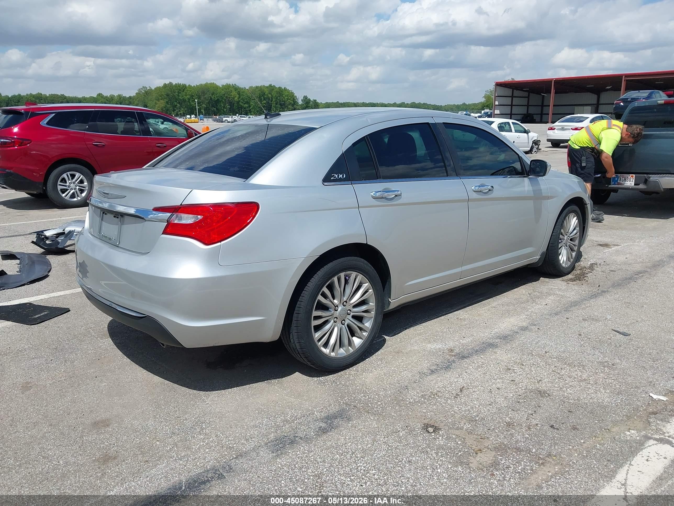 2012 Chrysler 200 Limited Silver vin: 1C3CCBCG5CN277599