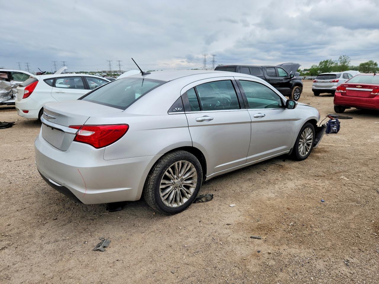 2012 Chrysler 200 Limited Silver vin: 1C3CCBCG5CN326820