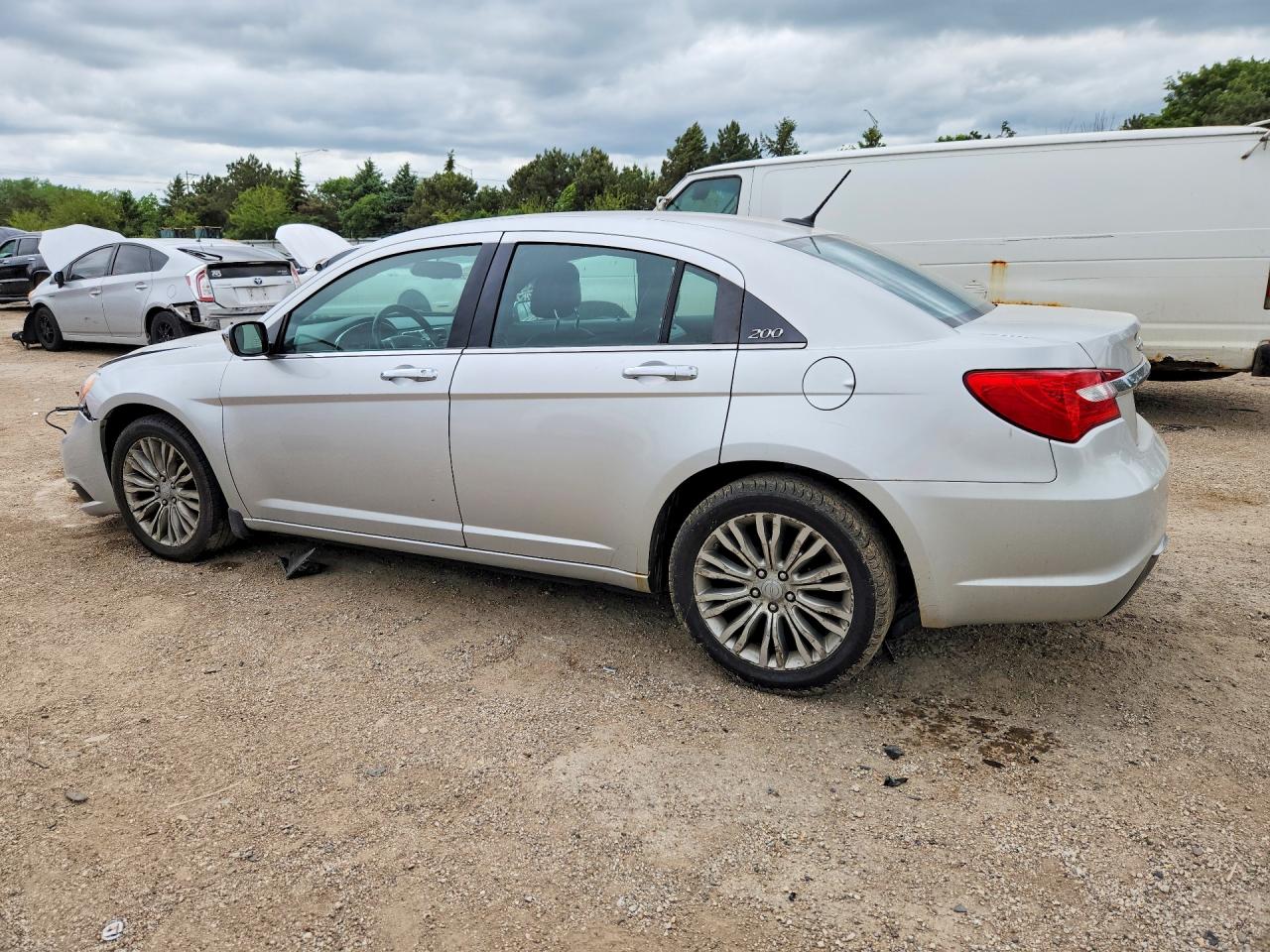 2012 Chrysler 200 Limited Silver vin: 1C3CCBCG5CN326820