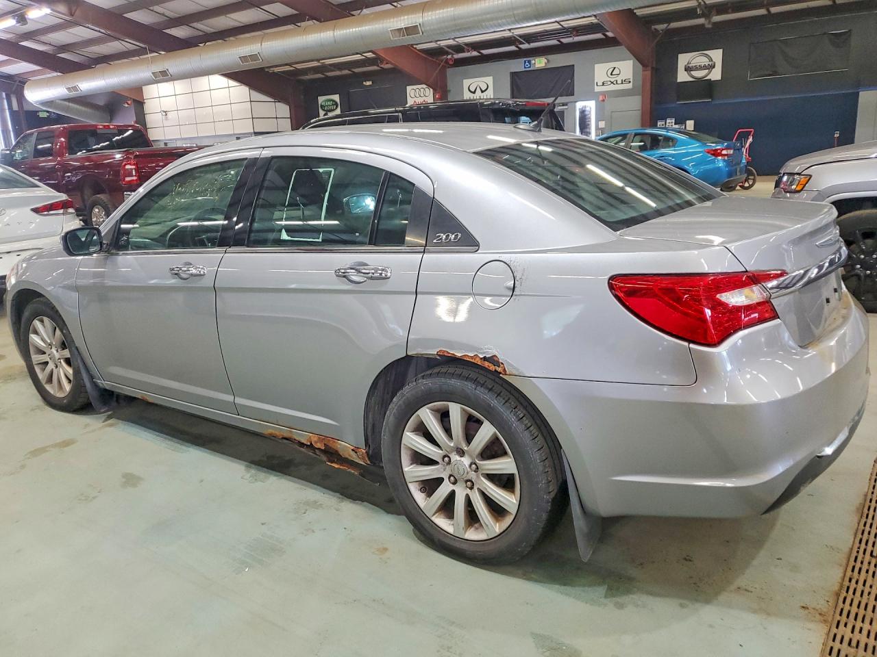 2013 Chrysler 200 Limited Silver vin: 1C3CCBCG5DN520992