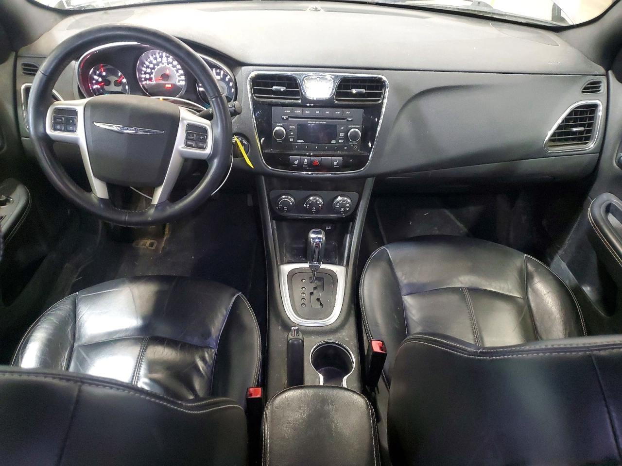 2013 Chrysler 200 Limited Silver vin: 1C3CCBCG5DN520992