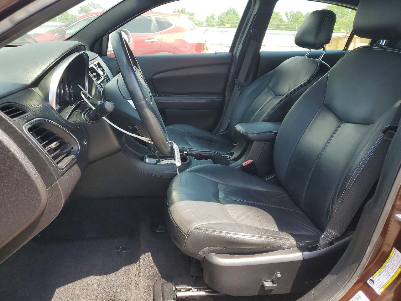 2012 Chrysler 200 Limited Brown vin: 1C3CCBCG6CN306866