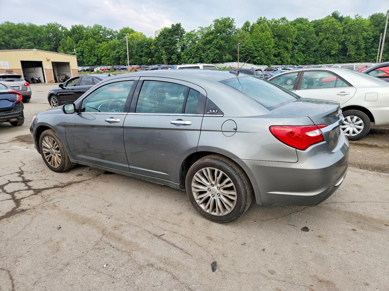 2012 Chrysler 200 Limited Gray vin: 1C3CCBCG7CN140485