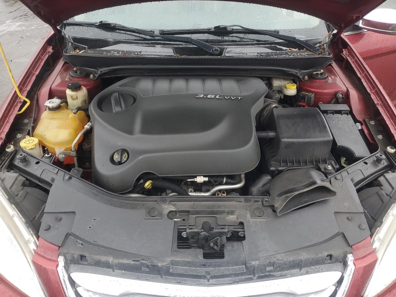 2012 Chrysler 200 Limited Red vin: 1C3CCBCG7CN197768