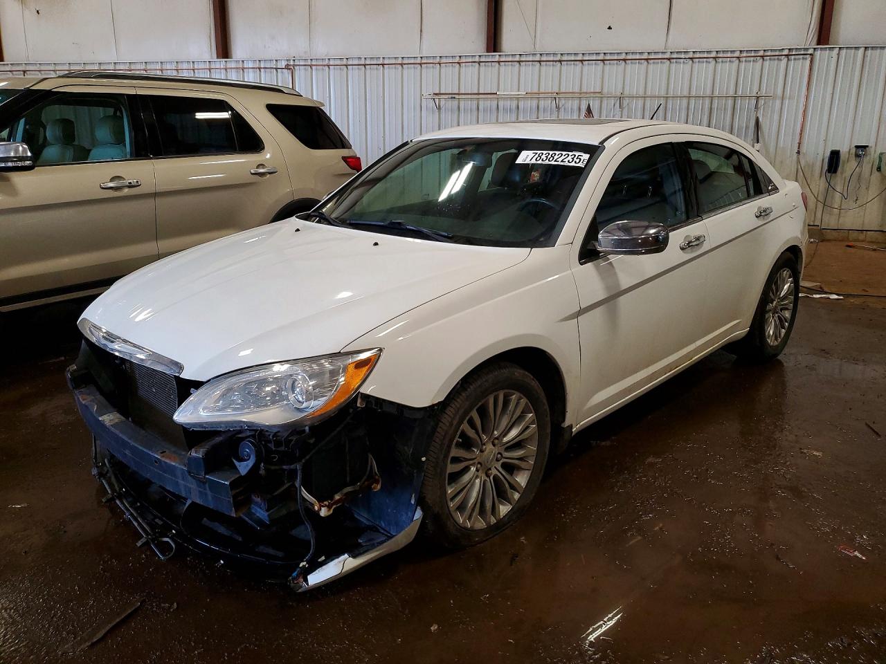 2014 Chrysler 200 Limited White vin: 1C3CCBCG7EN121549