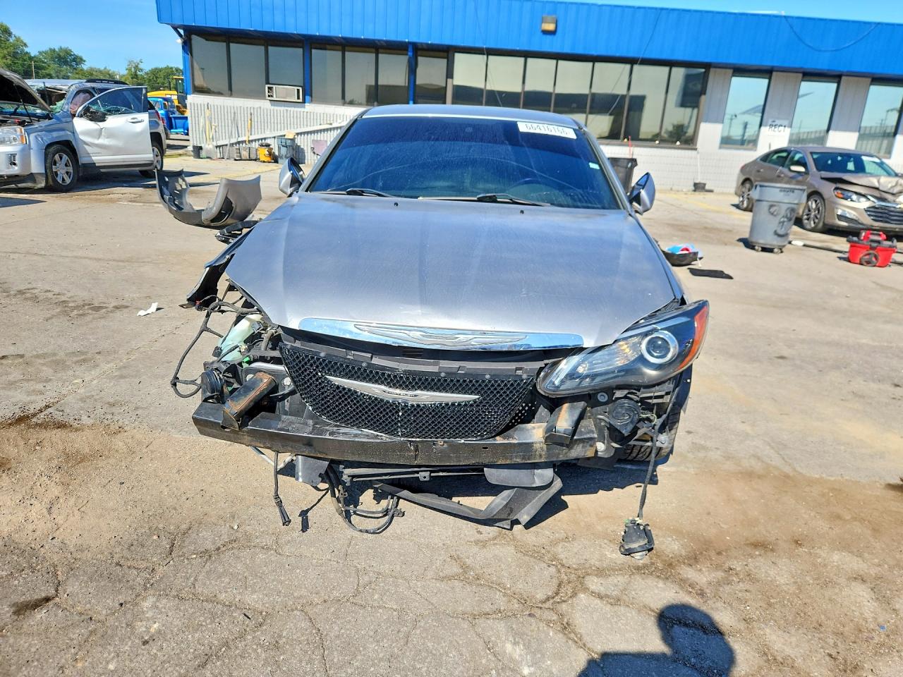 2014 Chrysler 200 Limited Серебряный vin: 1C3CCBCG7EN183470