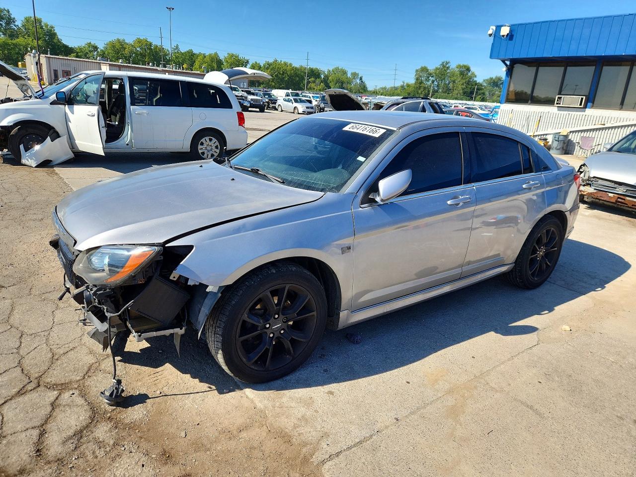 2014 Chrysler 200 Limited Серебряный vin: 1C3CCBCG7EN183470
