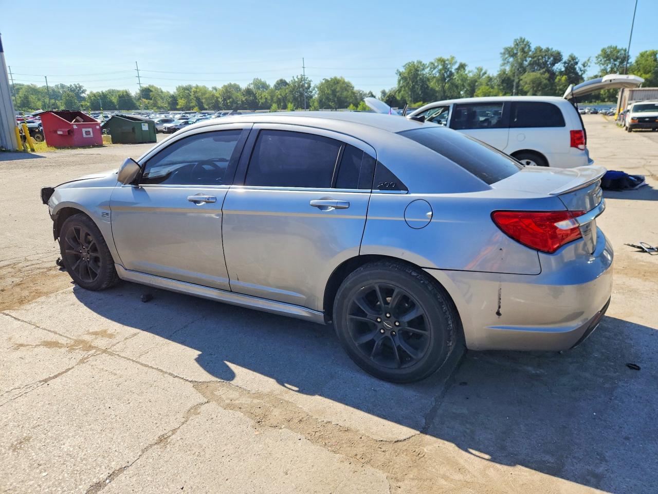 2014 Chrysler 200 Limited Серебряный vin: 1C3CCBCG7EN183470