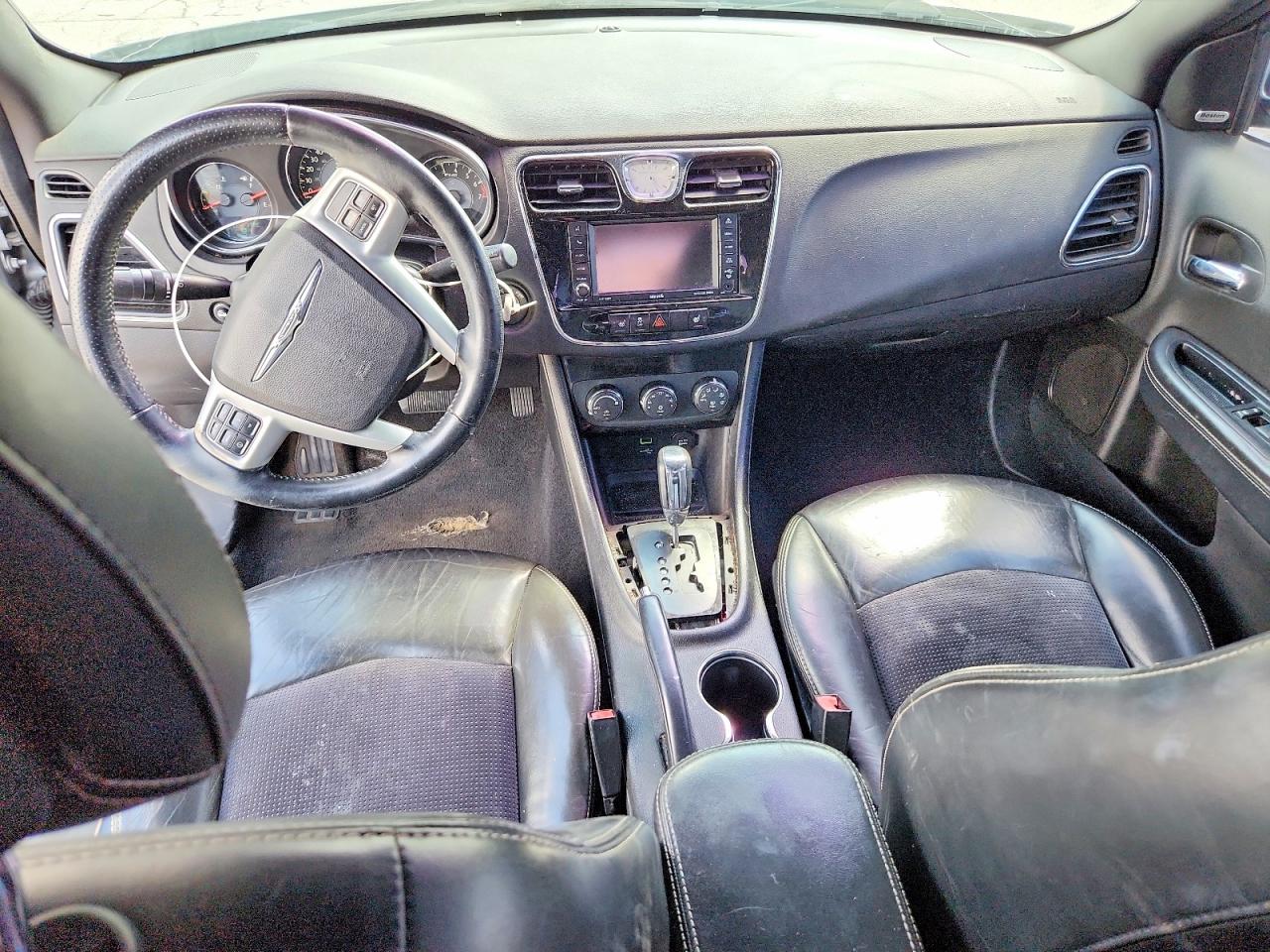 2014 Chrysler 200 Limited Серебряный vin: 1C3CCBCG7EN183470