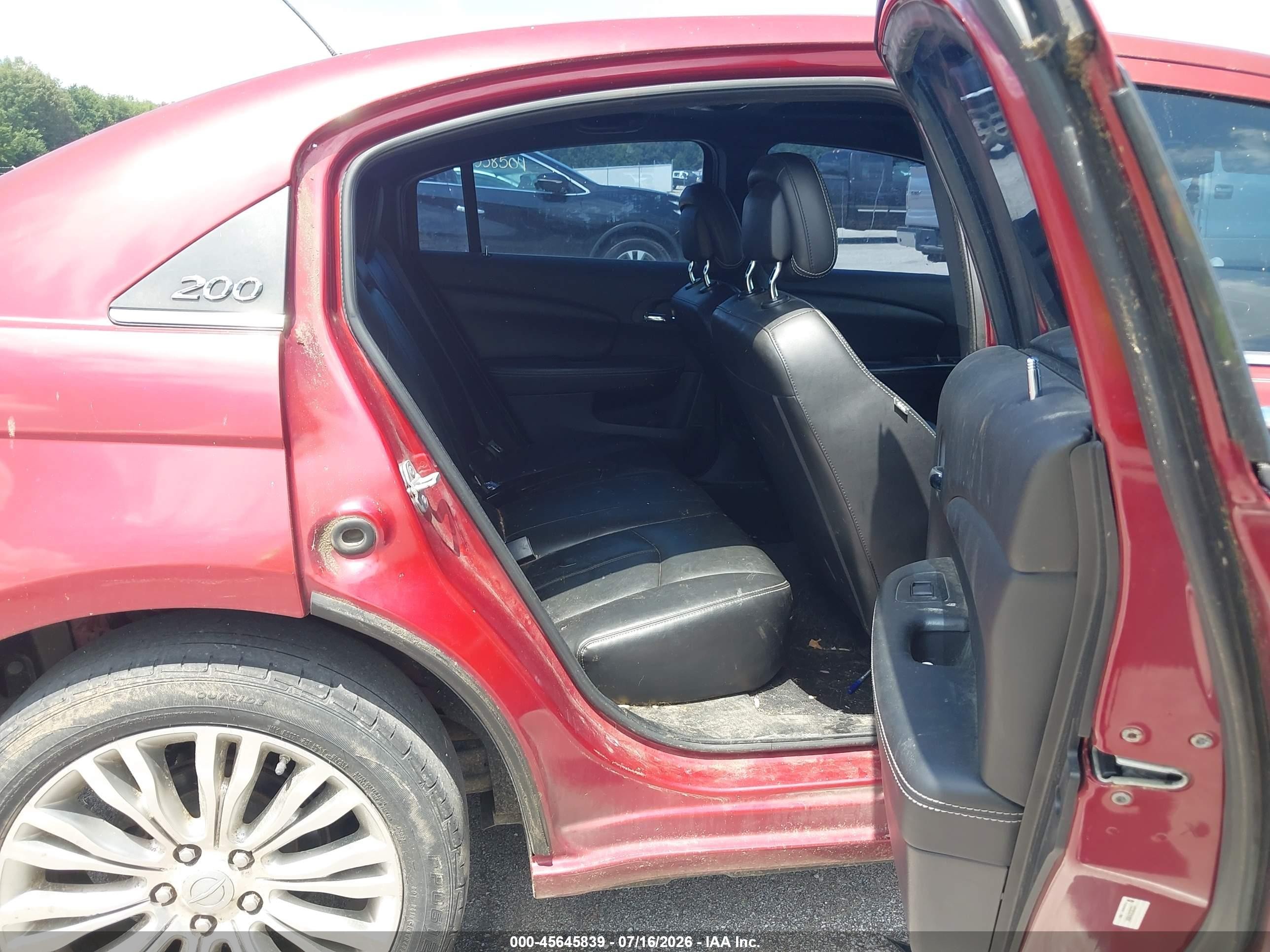 2012 Chrysler 200 Limited Красный vin: 1C3CCBCG8CN146084