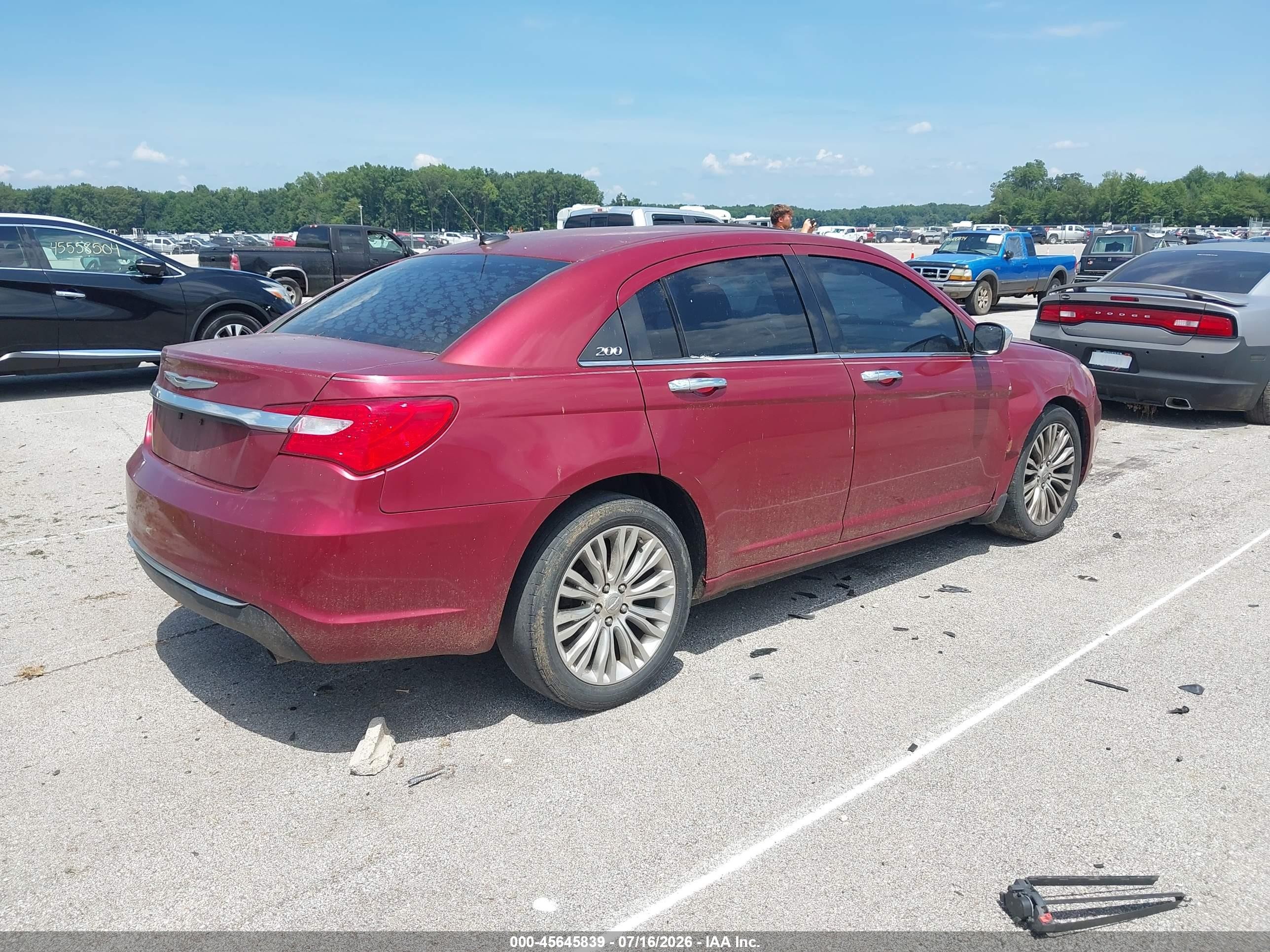 2012 Chrysler 200 Limited Красный vin: 1C3CCBCG8CN146084