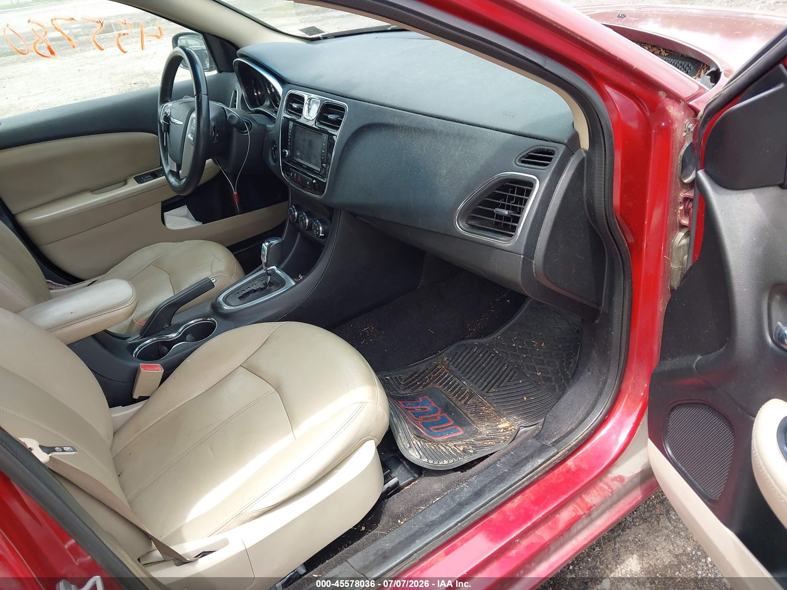 2012 Chrysler 200 Limited Красный vin: 1C3CCBCG8CN197780