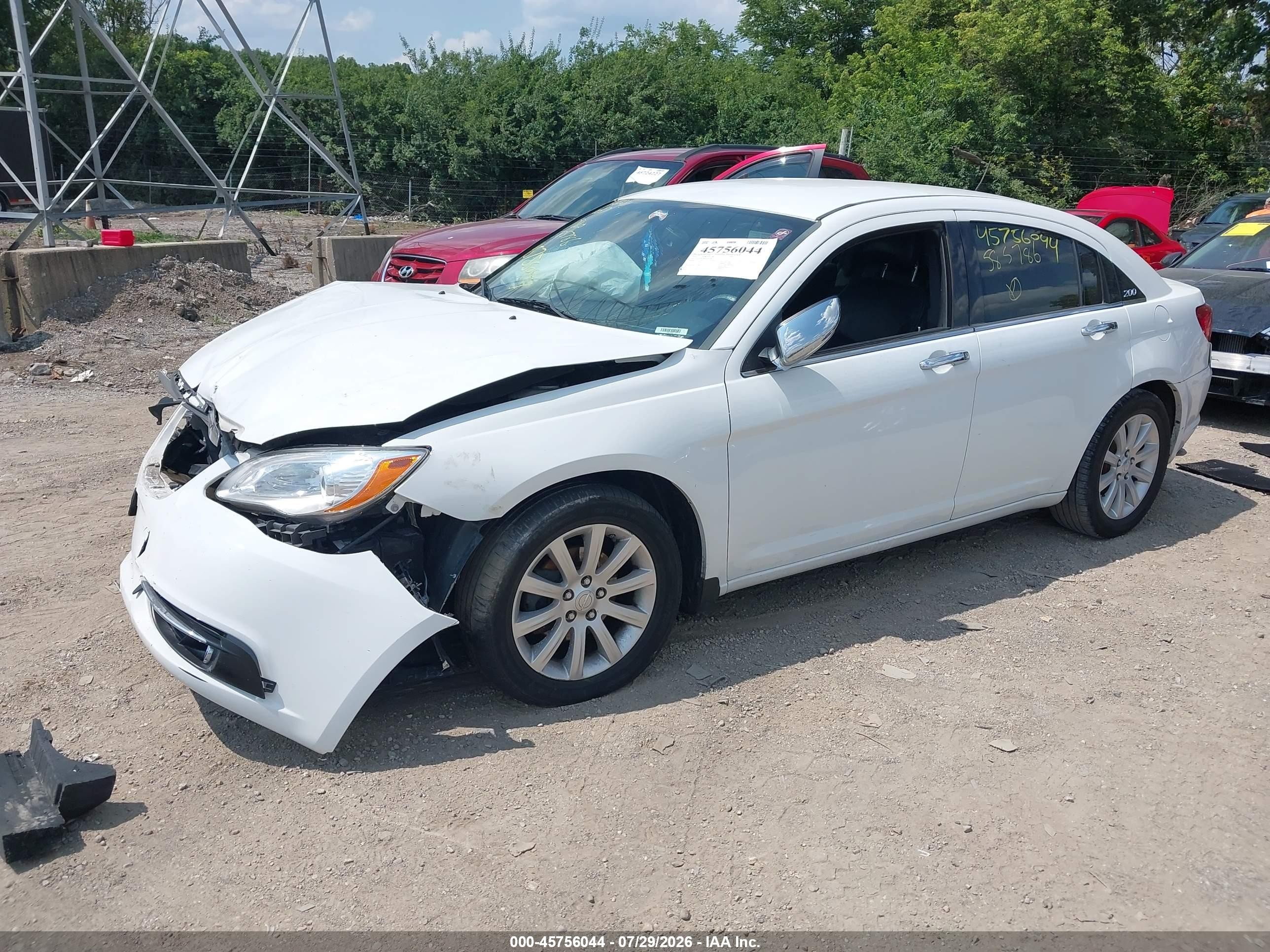 2013 Chrysler 200 Limited Белый vin: 1C3CCBCG8DN585786