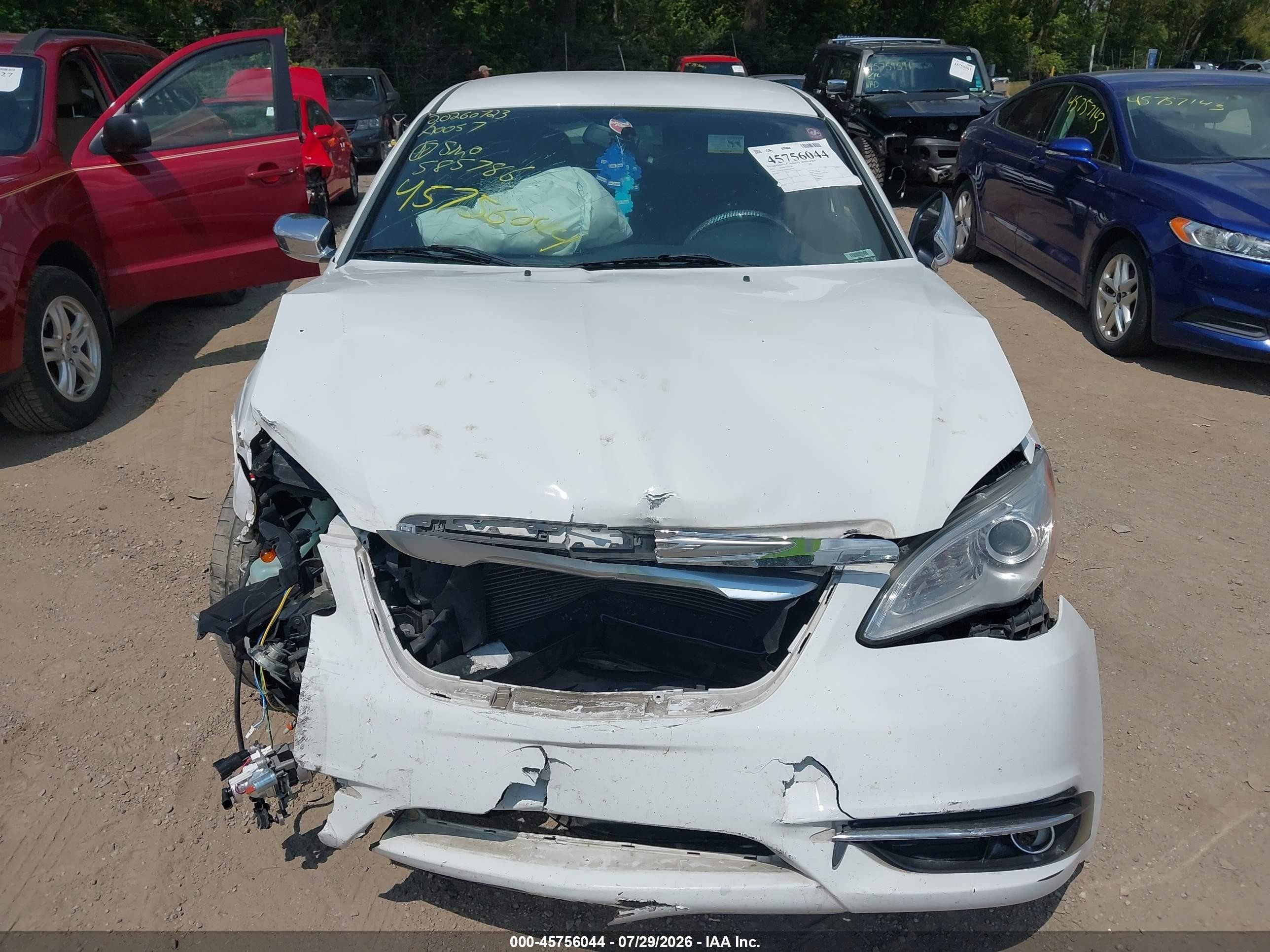 2013 Chrysler 200 Limited Белый vin: 1C3CCBCG8DN585786