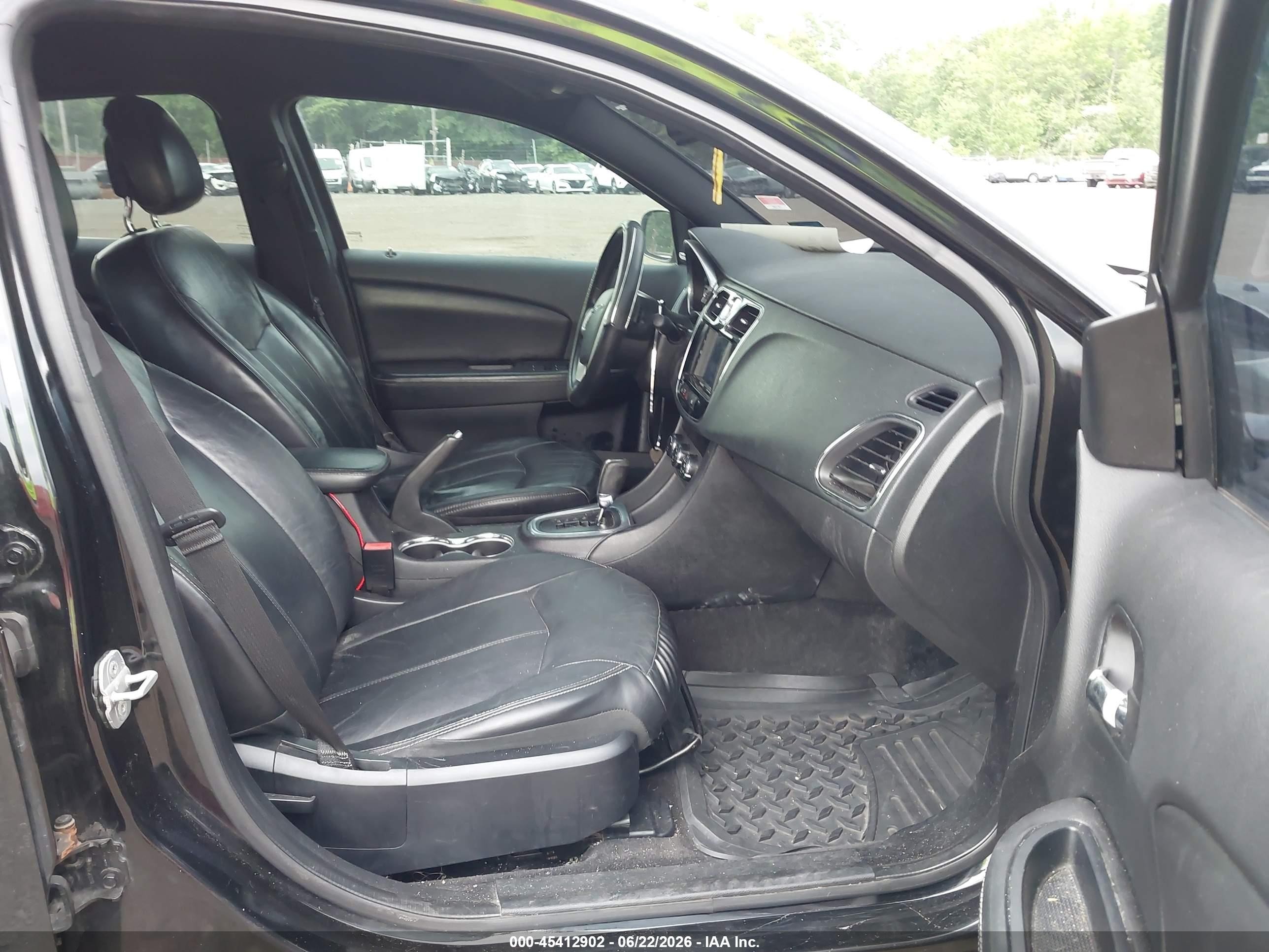2013 Chrysler 200 Limited Black vin: 1C3CCBCG8DN587943