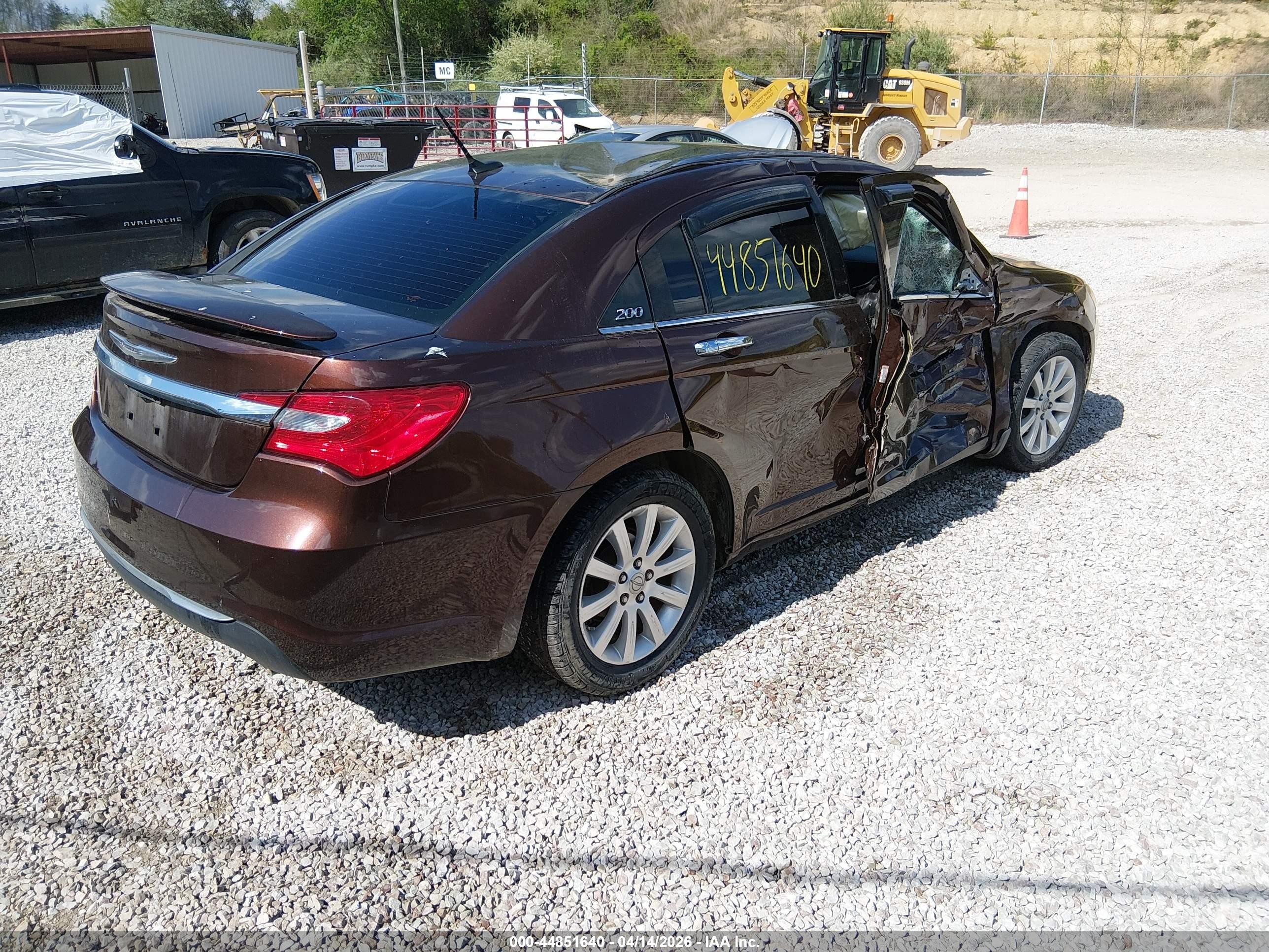 2013 Chrysler 200 Limited Brown vin: 1C3CCBCG8DN614980