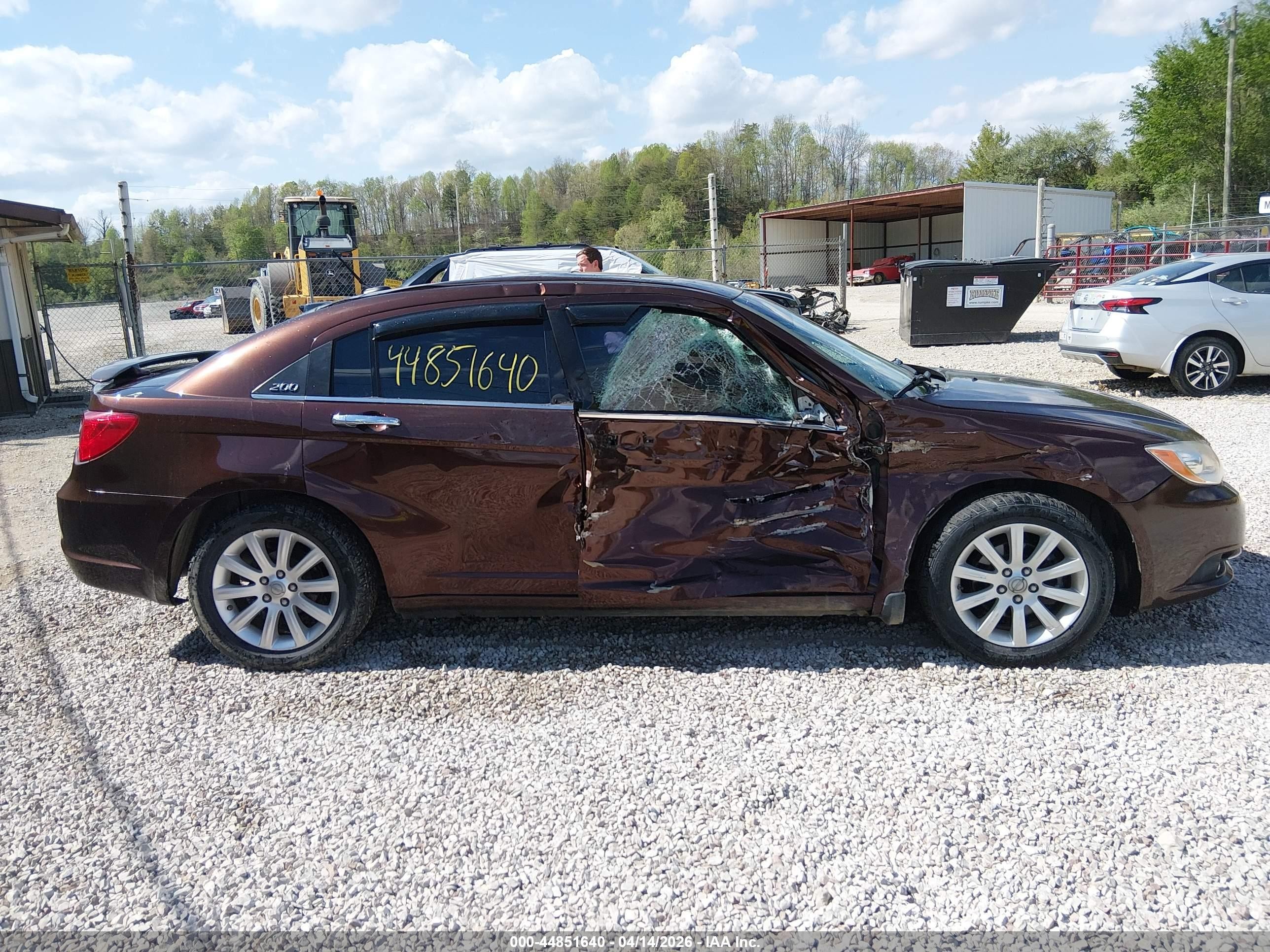 2013 Chrysler 200 Limited Brown vin: 1C3CCBCG8DN614980