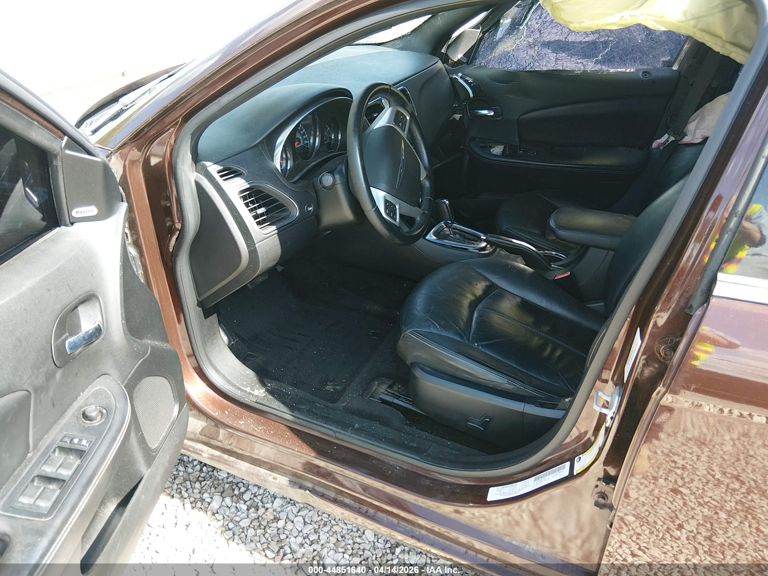 2013 Chrysler 200 Limited Brown vin: 1C3CCBCG8DN614980