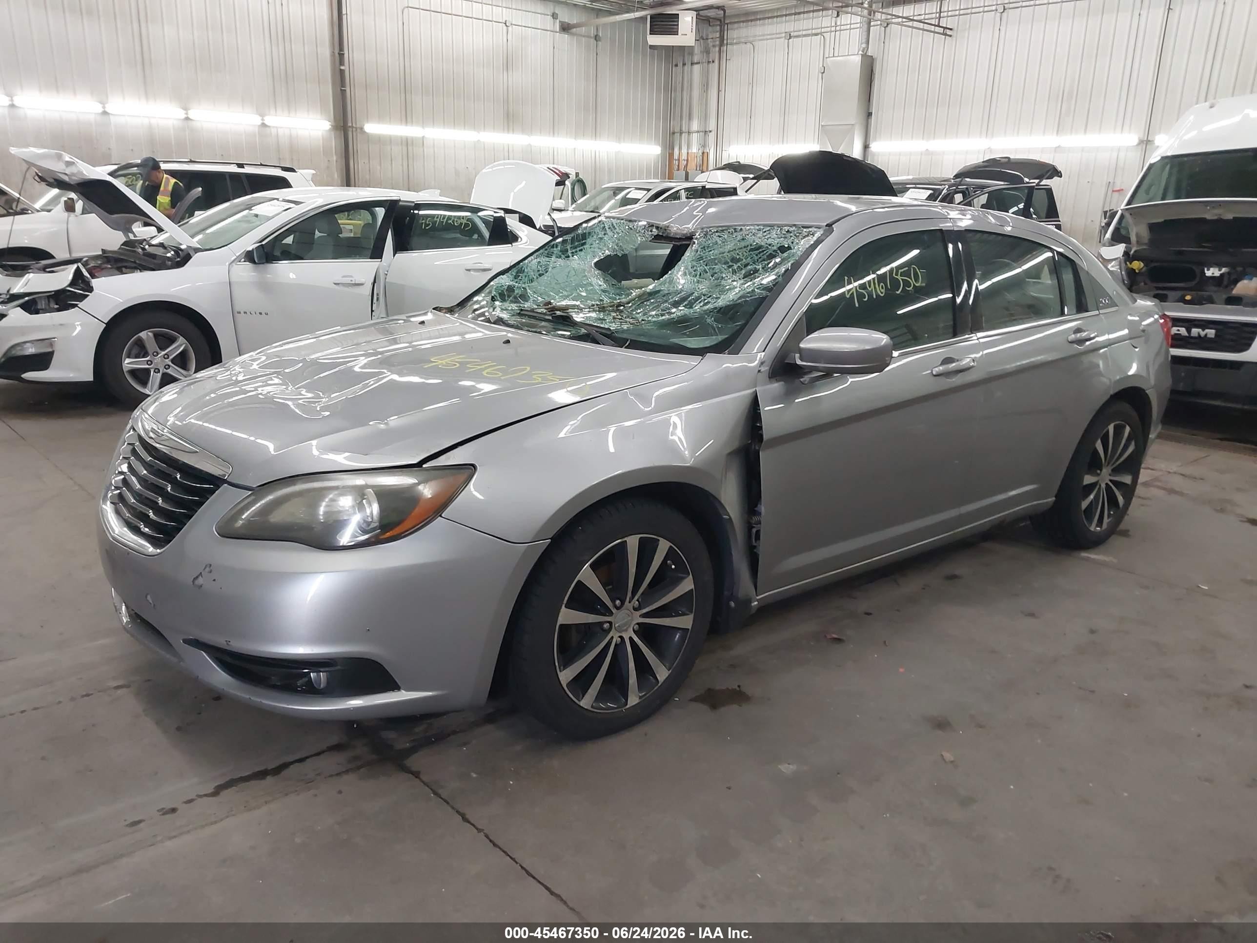 2013 Chrysler 200 Limited Gray vin: 1C3CCBCG8DN687153