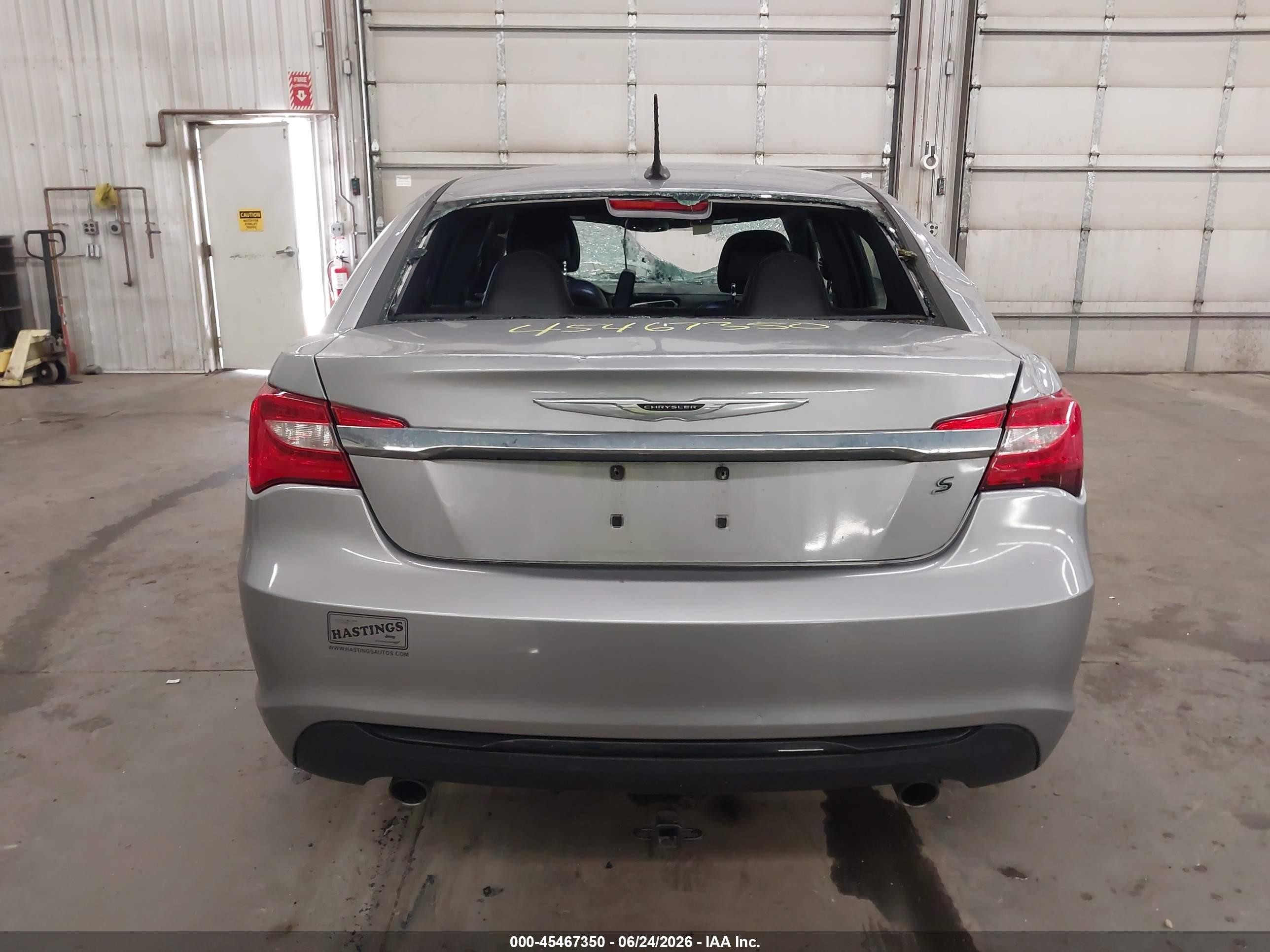 2013 Chrysler 200 Limited Gray vin: 1C3CCBCG8DN687153