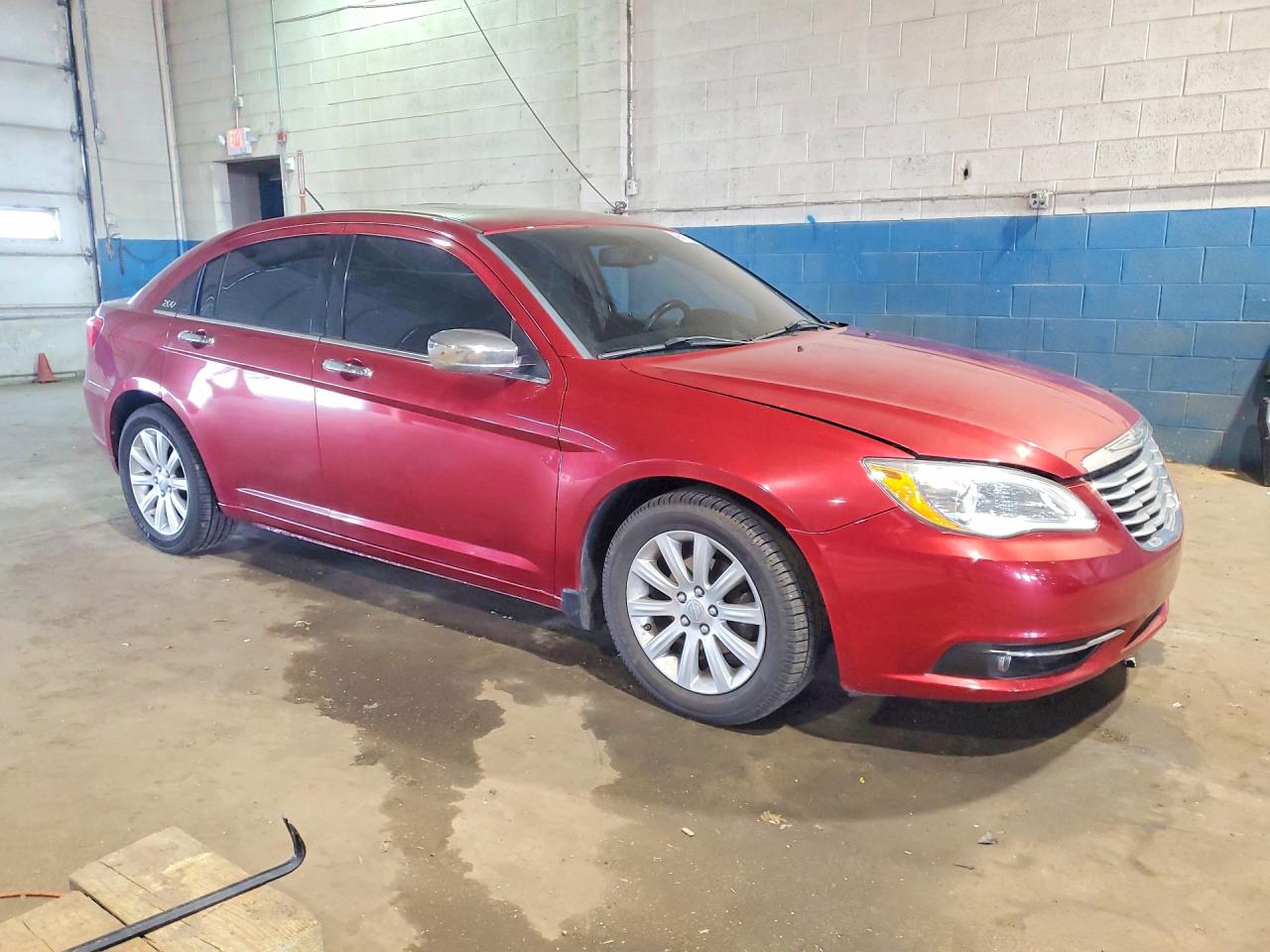 2014 Chrysler 200 Limited Red vin: 1C3CCBCG8EN179380