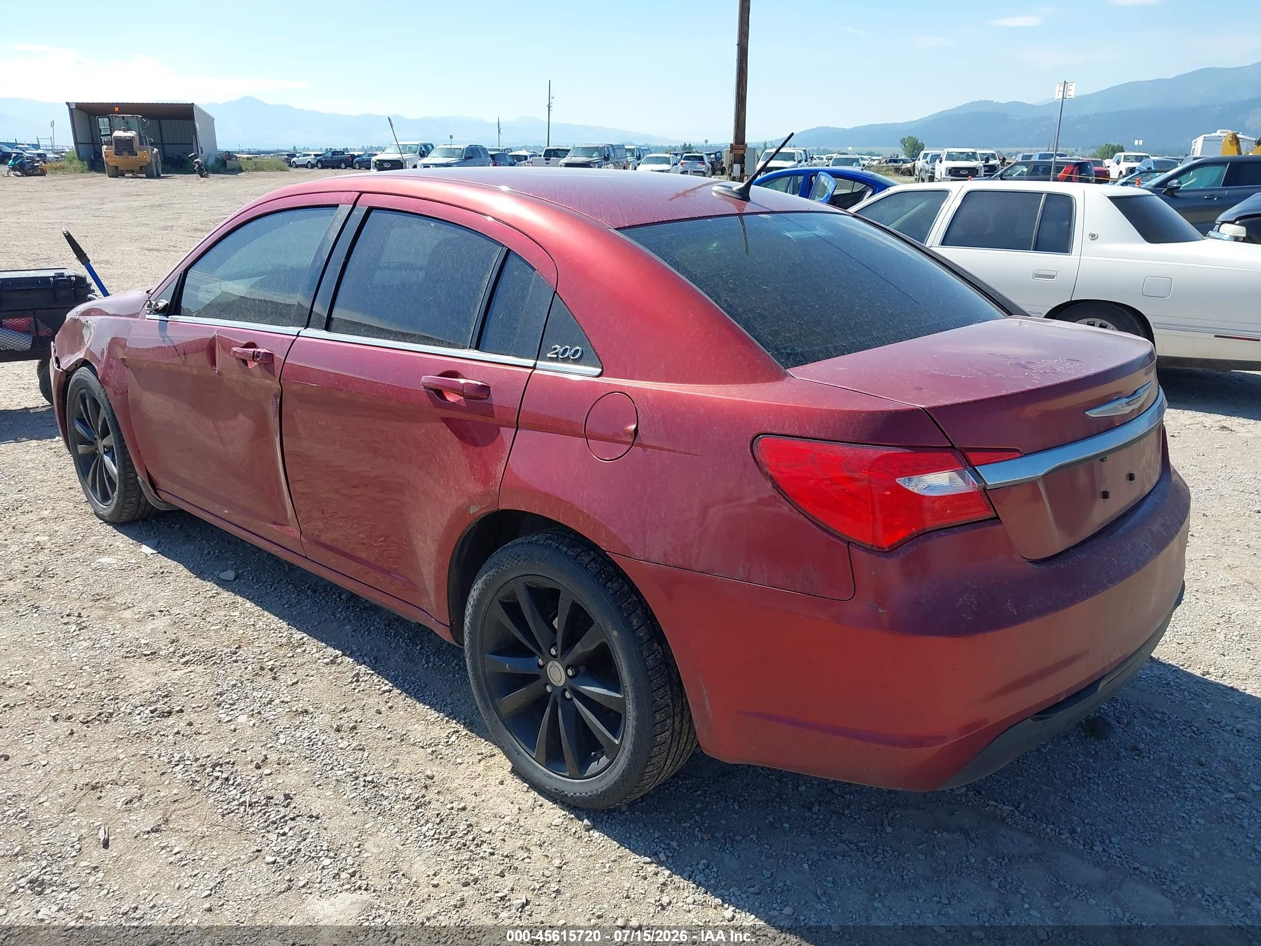 2014 Chrysler 200 Limited Красный vin: 1C3CCBCG8EN198950
