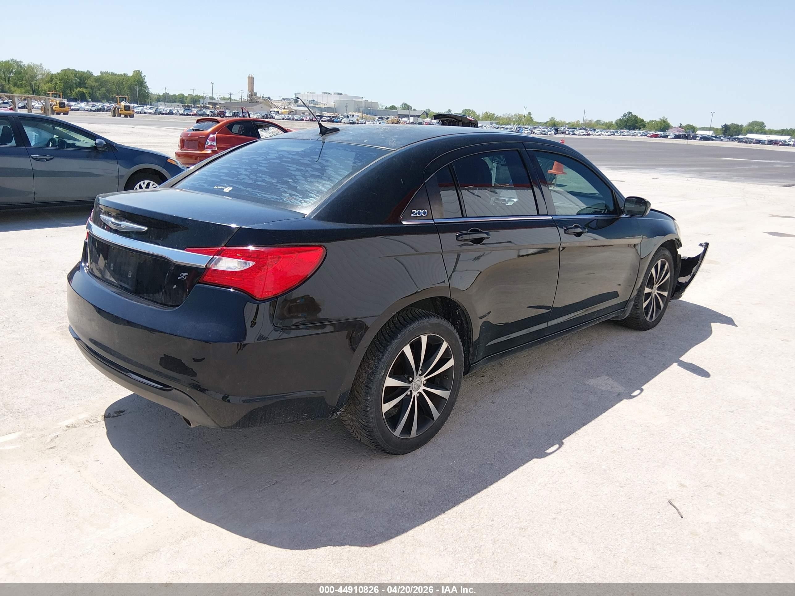 2013 Chrysler 200 Limited Черный vin: 1C3CCBCG9DN523992