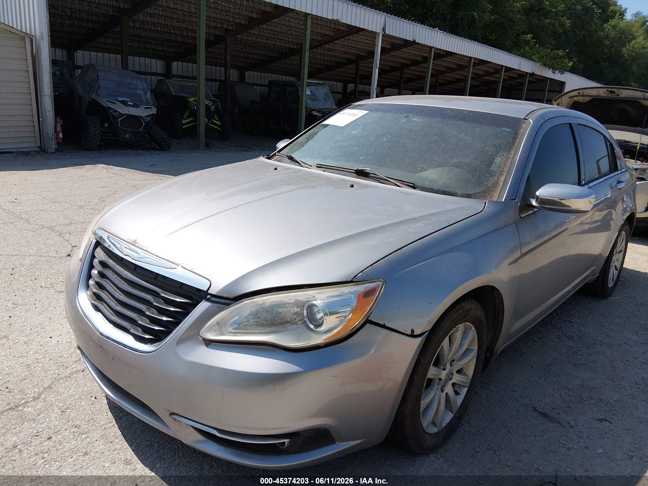2013 Chrysler 200 Limited Silver vin: 1C3CCBCG9DN559956