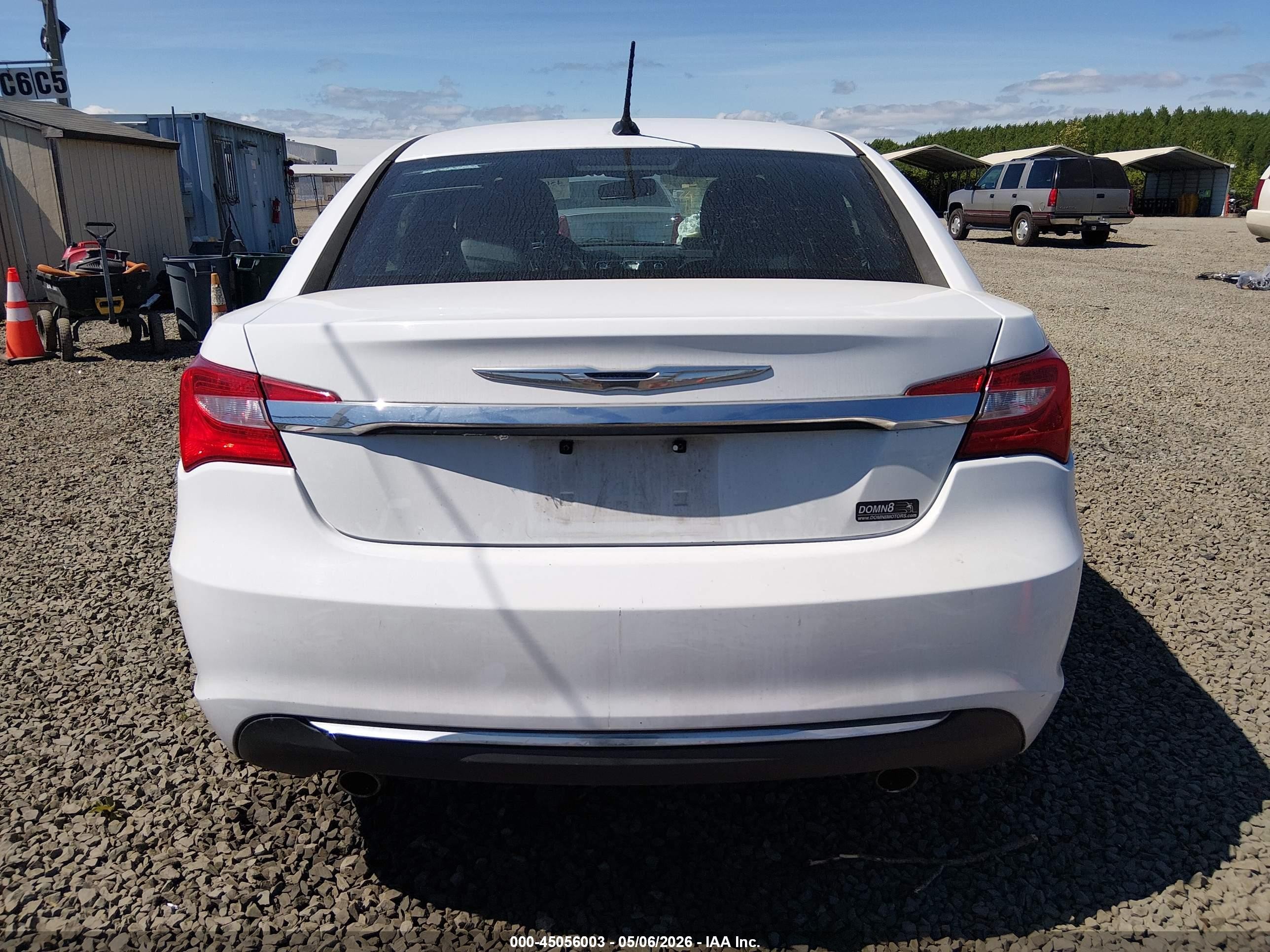 2013 Chrysler 200 Limited White vin: 1C3CCBCG9DN720323