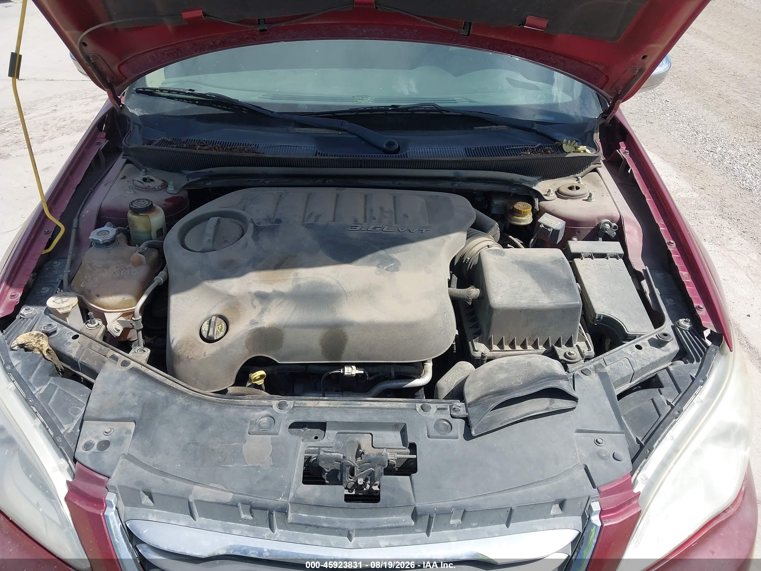 2014 Chrysler 200 Limited Maroon vin: 1C3CCBCG9EN157002