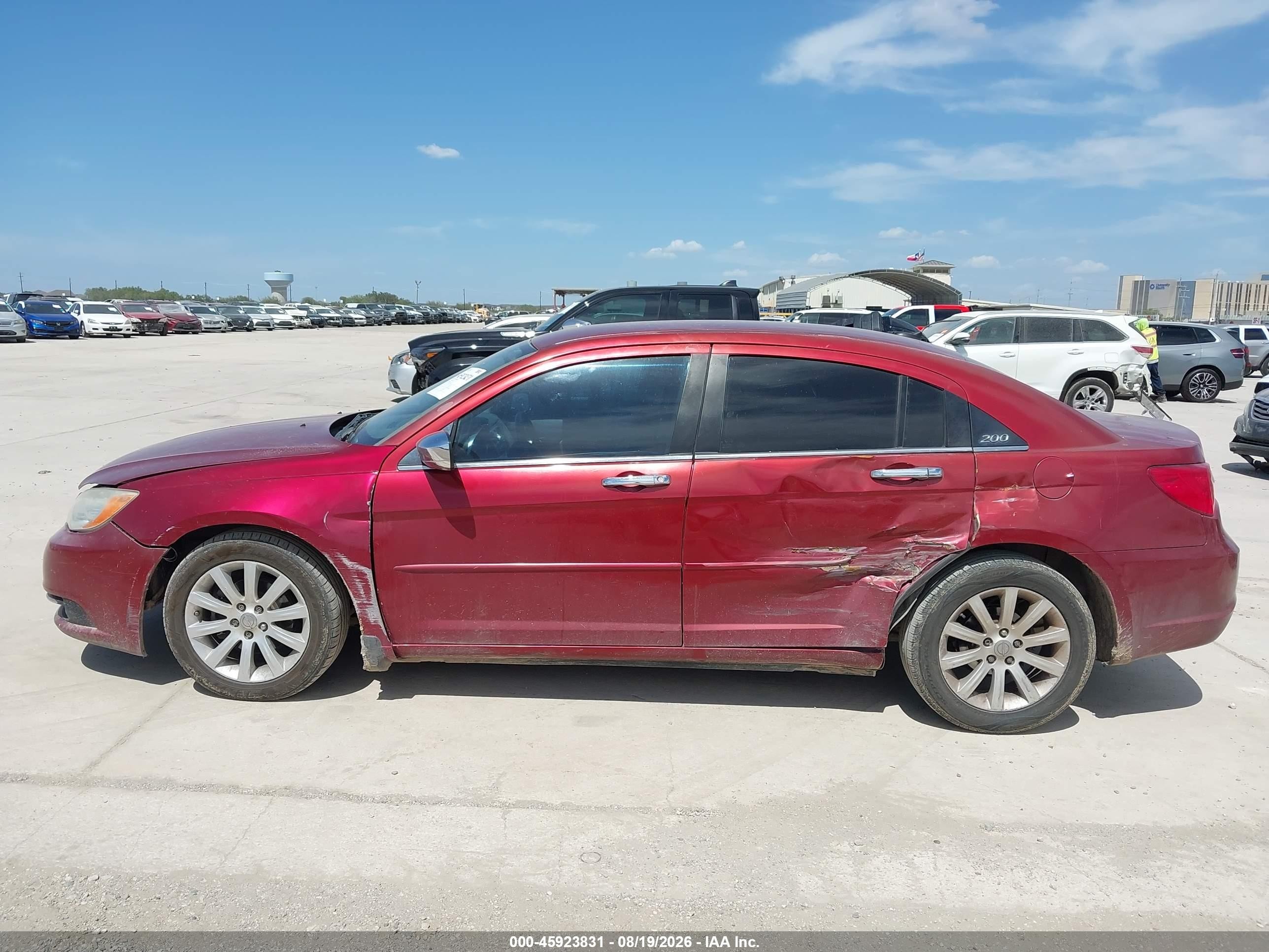 2014 Chrysler 200 Limited Maroon vin: 1C3CCBCG9EN157002