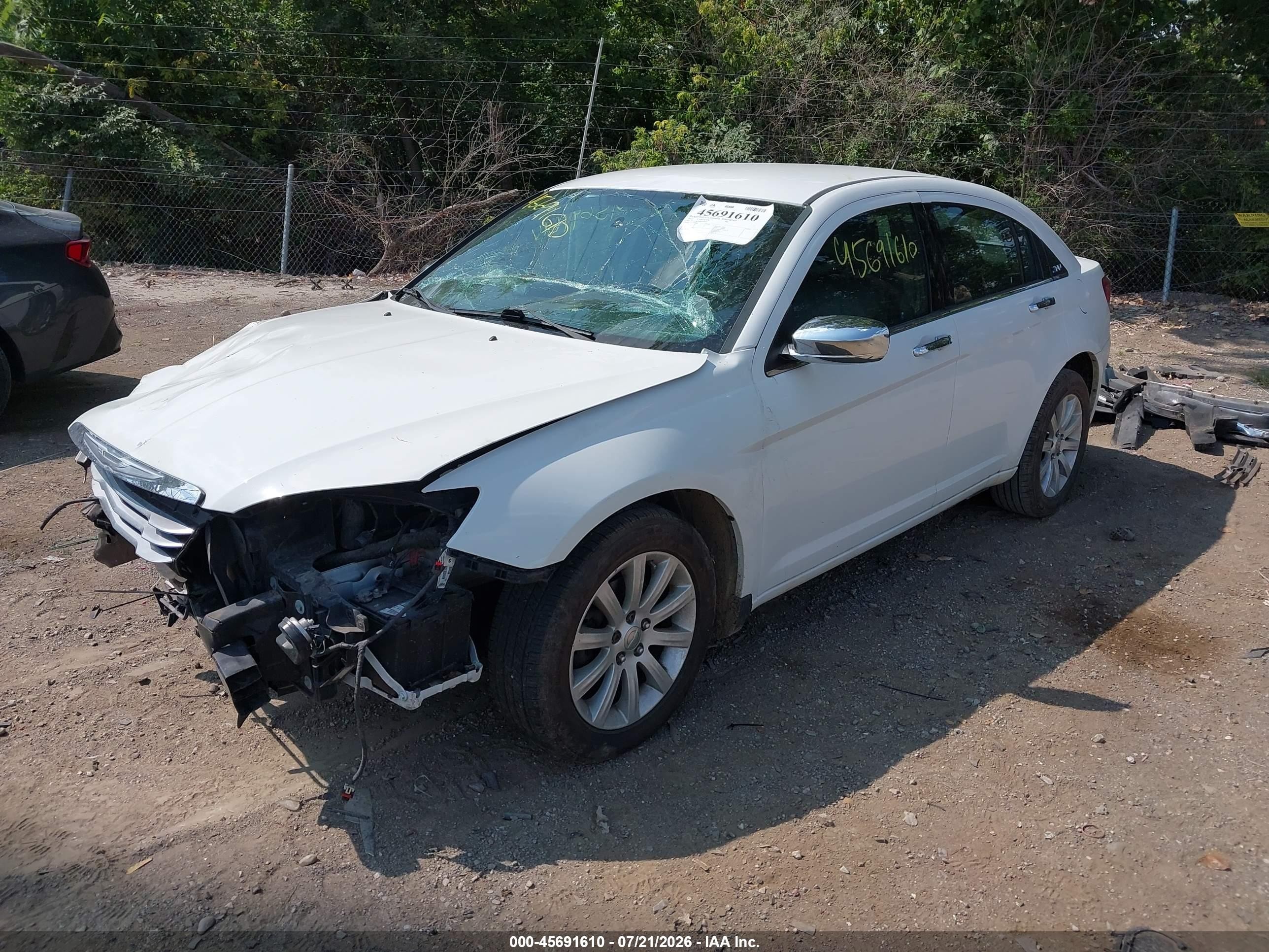 2014 Chrysler 200 Limited Белый vin: 1C3CCBCG9EN198505