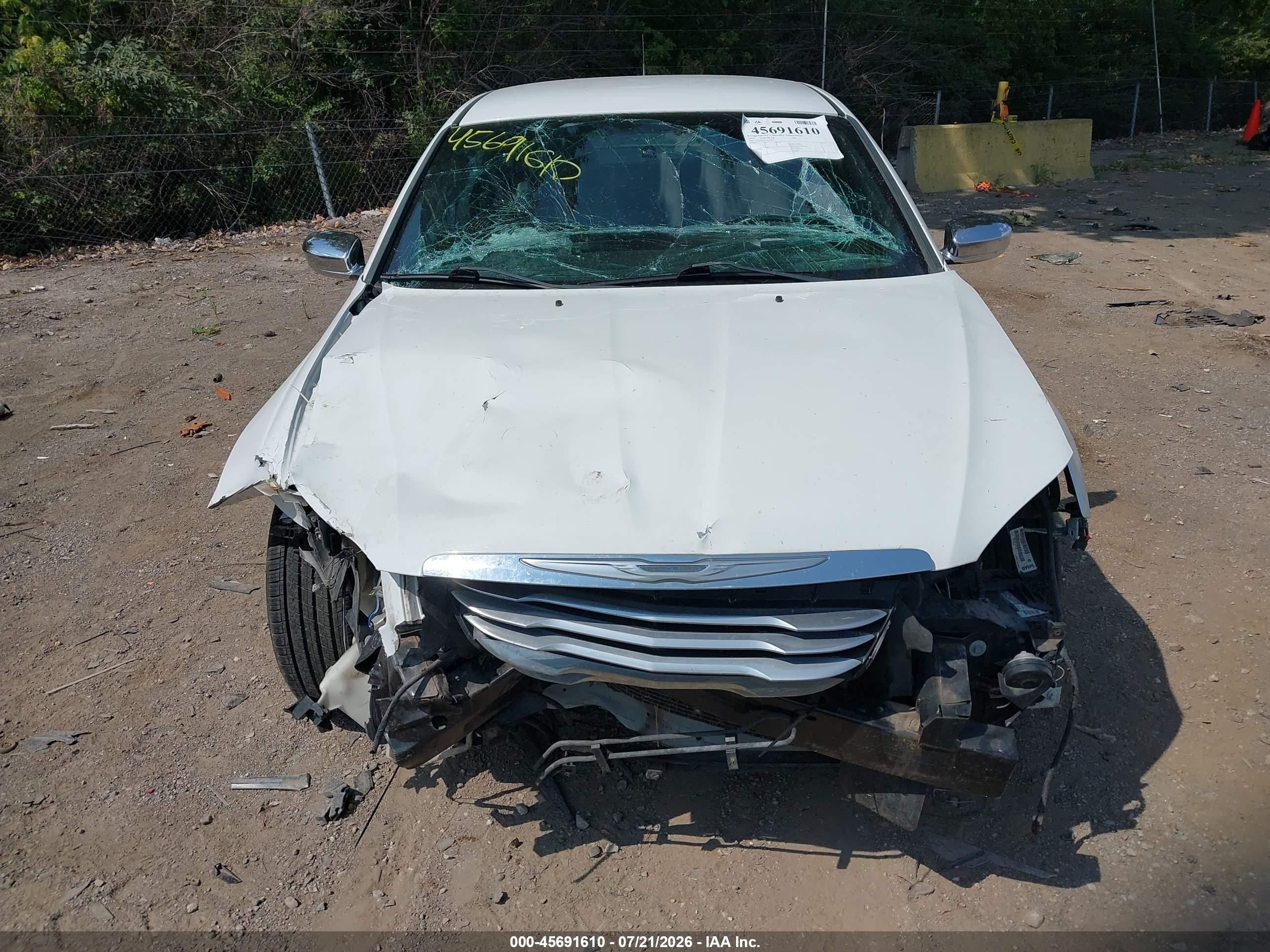 2014 Chrysler 200 Limited Белый vin: 1C3CCBCG9EN198505