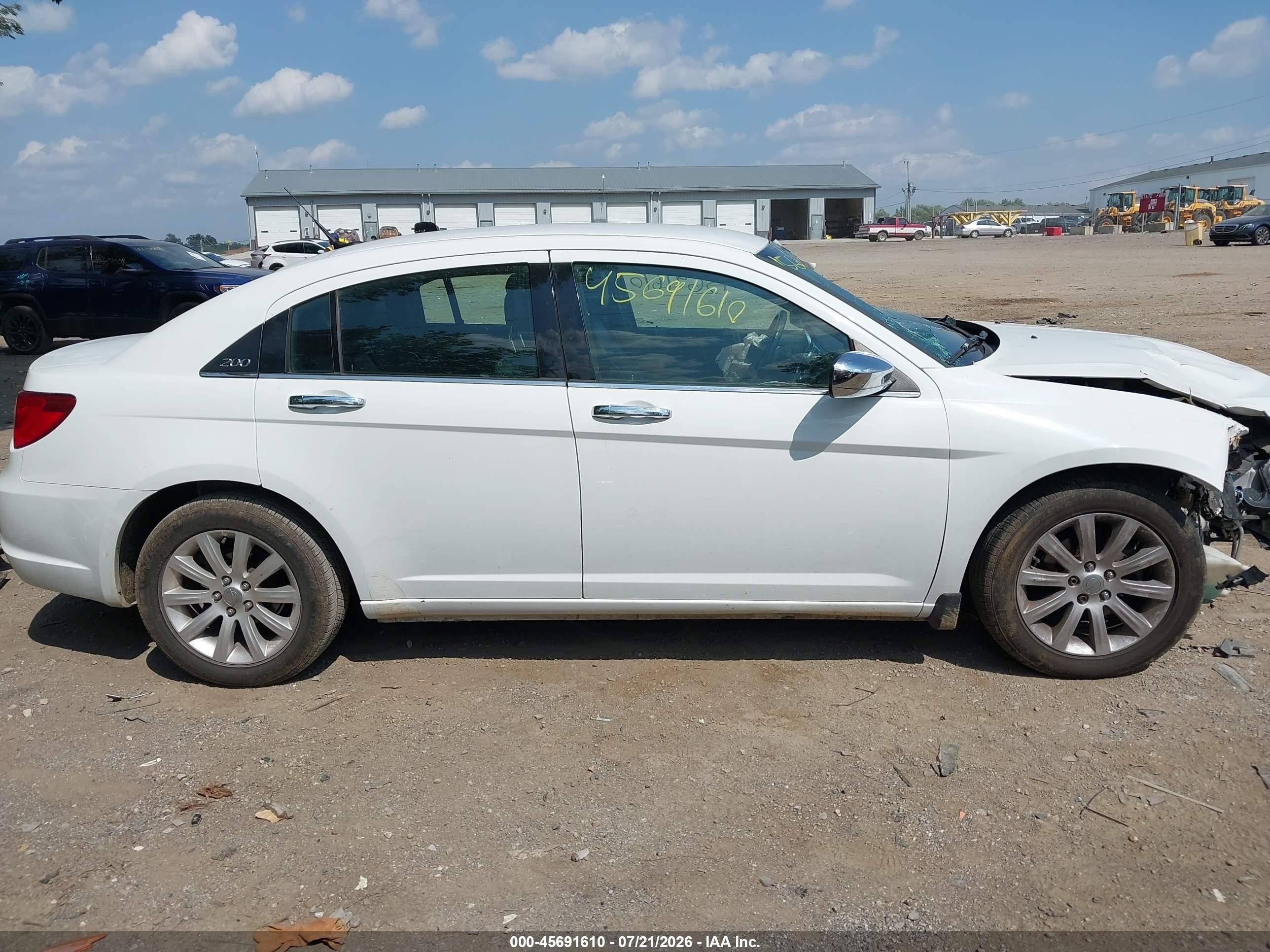 2014 Chrysler 200 Limited Белый vin: 1C3CCBCG9EN198505