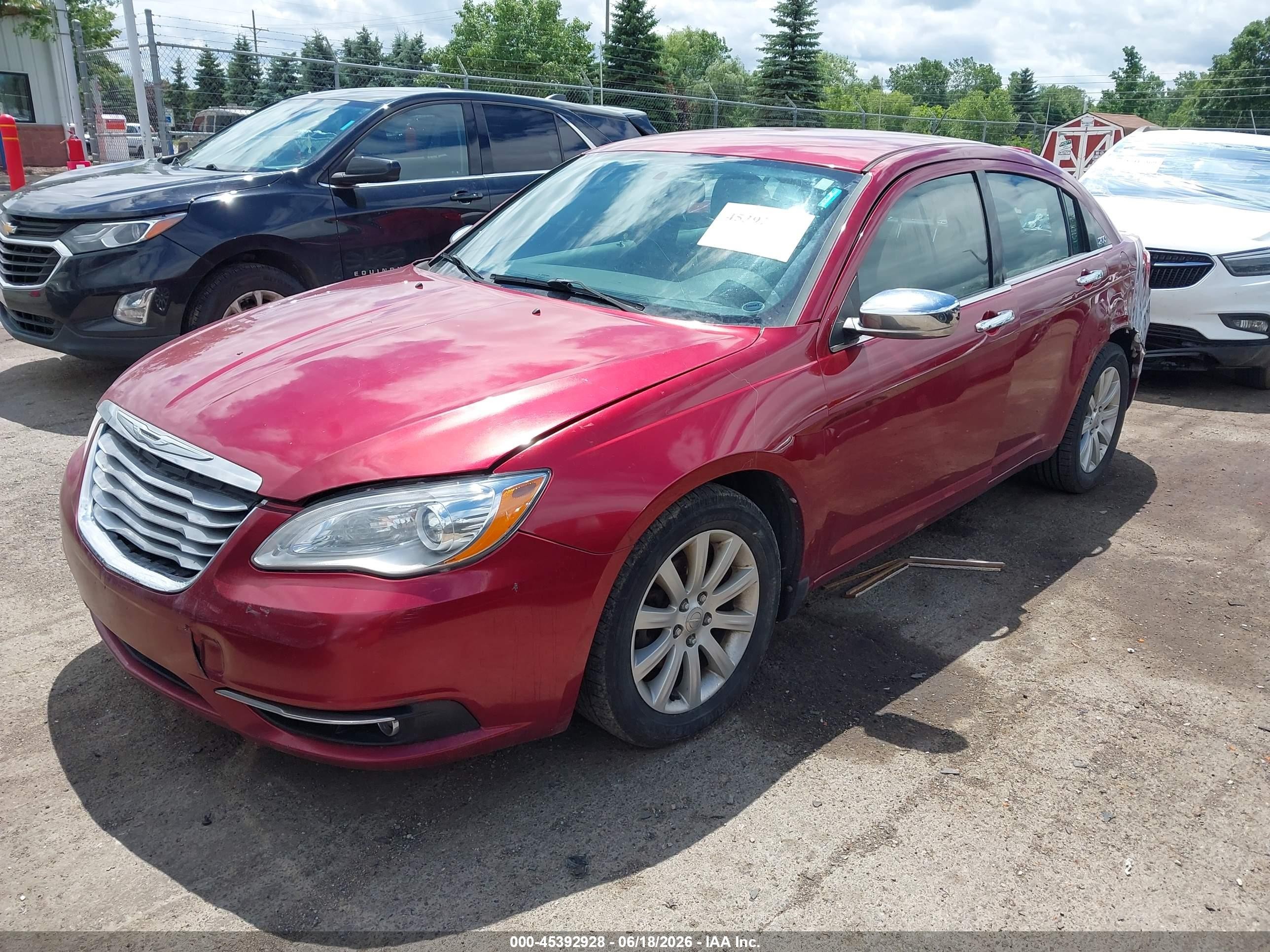 2013 Chrysler 200 Limited Red vin: 1C3CCBCGXDN726938