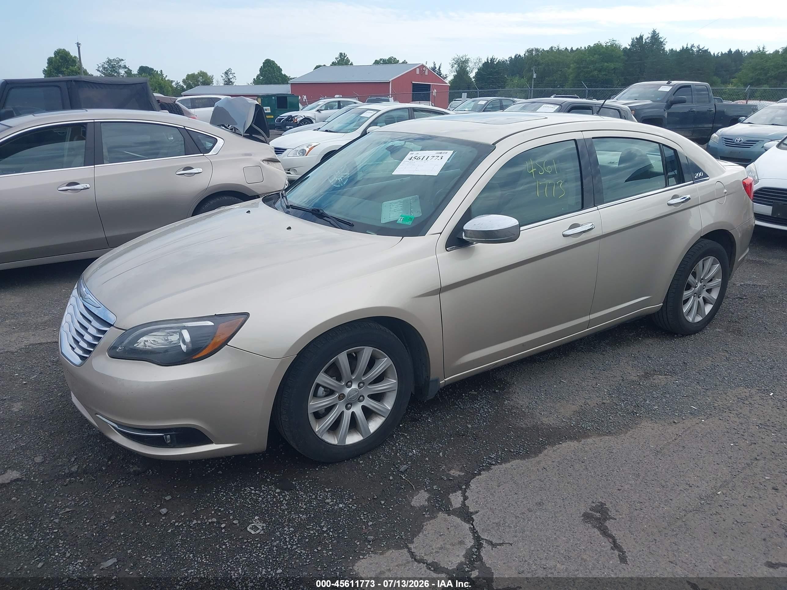 2014 Chrysler 200 Limited Gold vin: 1C3CCBCGXEN135526