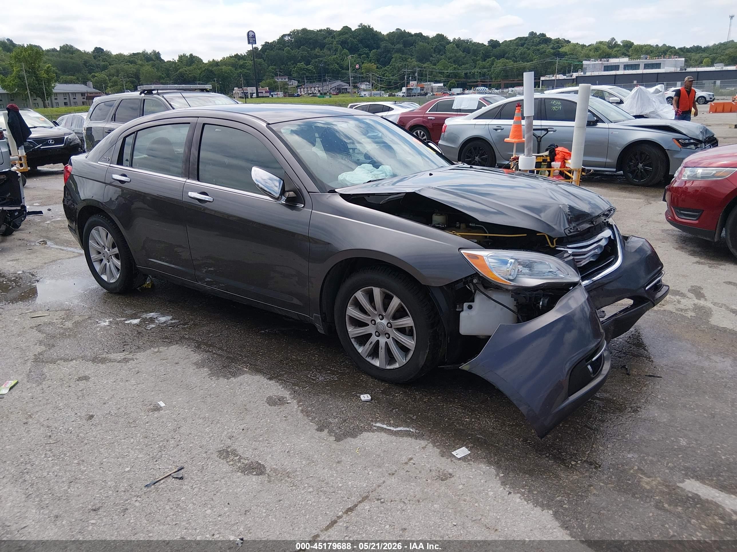 2014 Chrysler 200 Limited Gray vin: 1C3CCBCGXEN199226