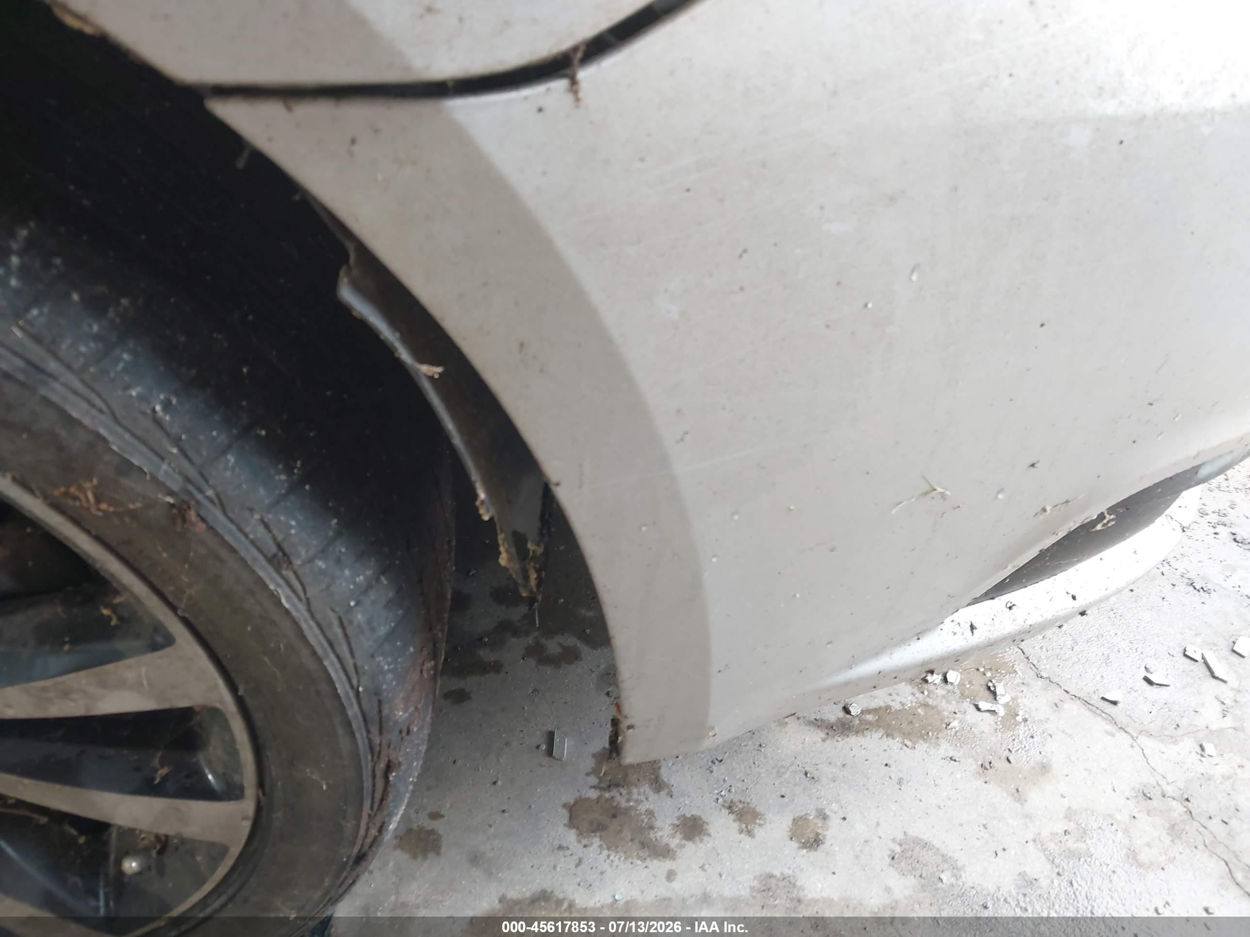 2012 Chrysler 200 S Серебряный vin: 1C3CCBHG0CN170629